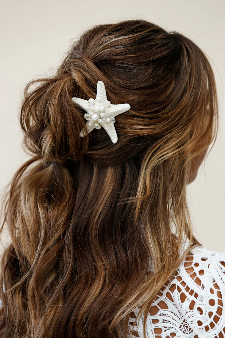 Rae Pearl Accent Starfish Clip White - Sonourner