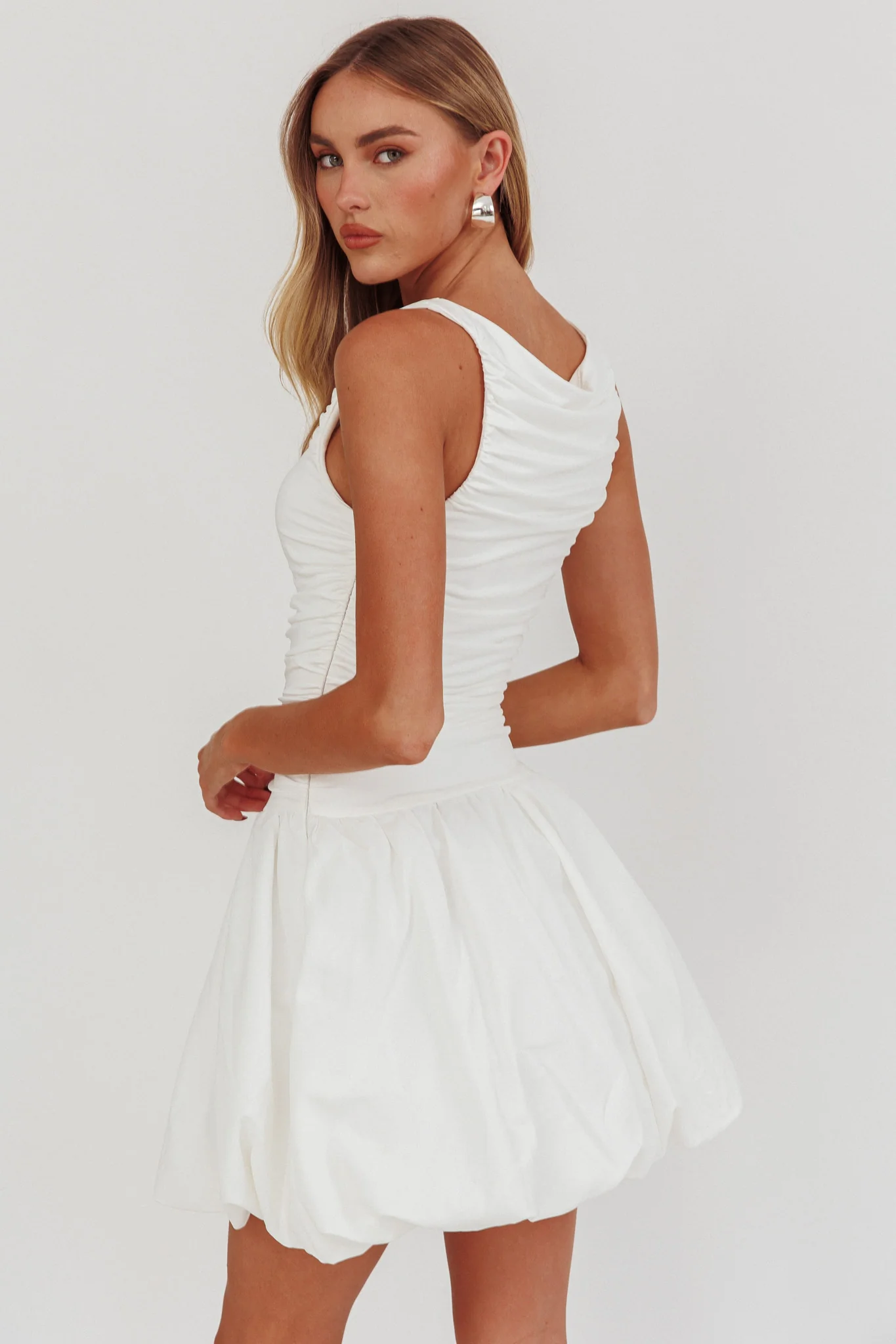 Dalayla Sleeveless Balloon Skirt Mini Dress White - Sonourner