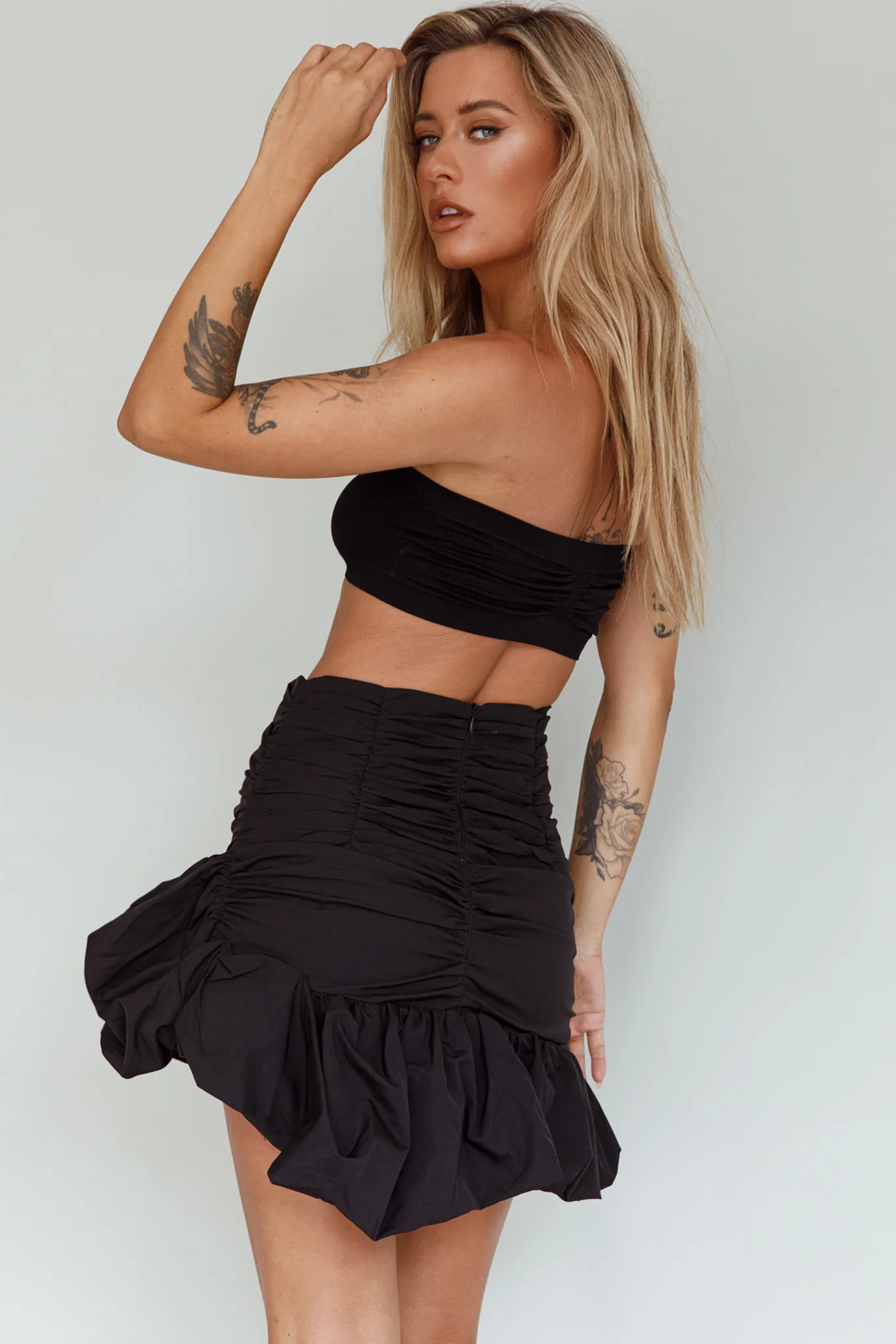 Gloria Puffed Hem Mini Skirt Black - Sonourner