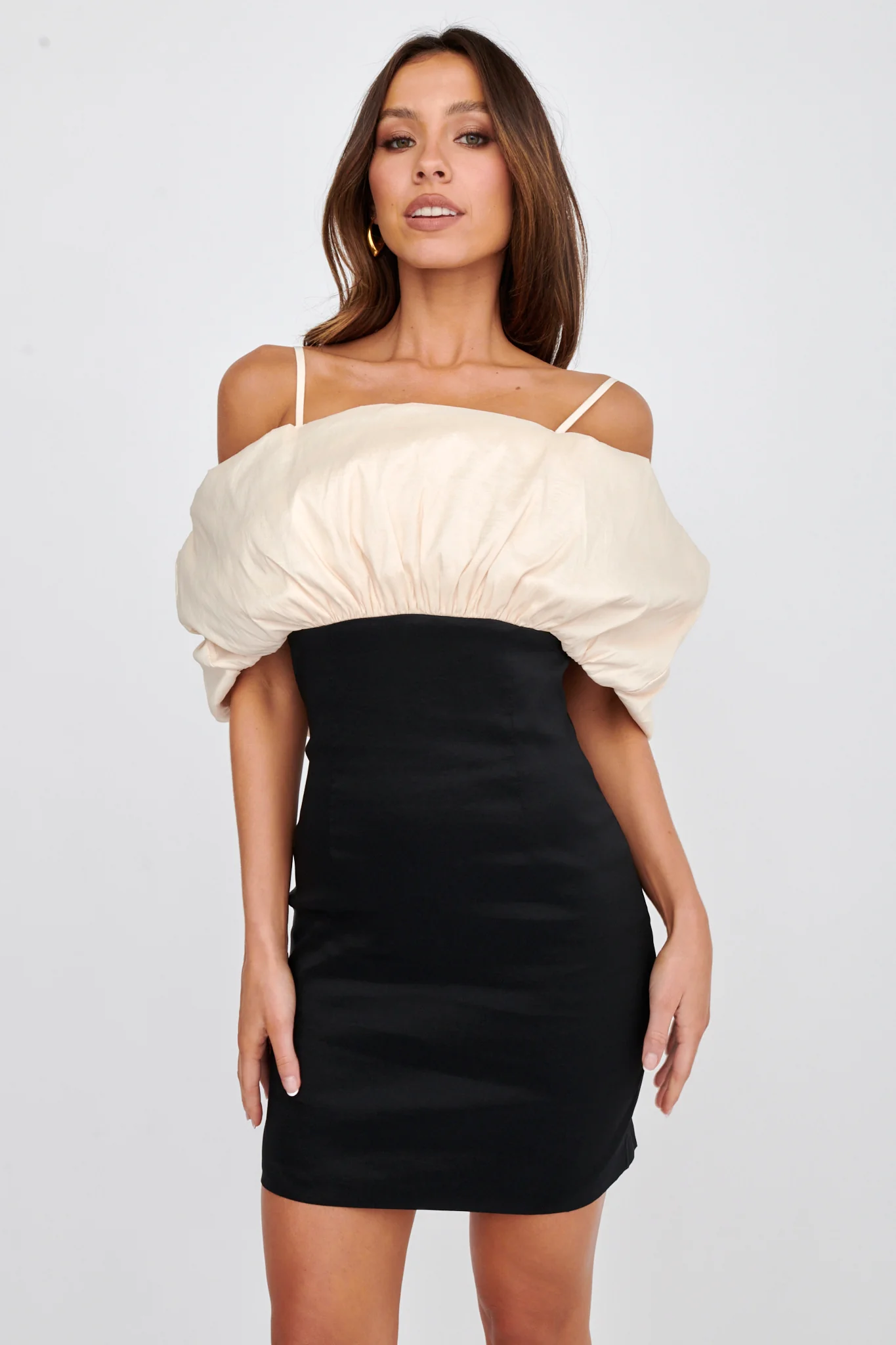 Cosima Puffed Neckline Mini Dress Black/Champagne - Sonourner