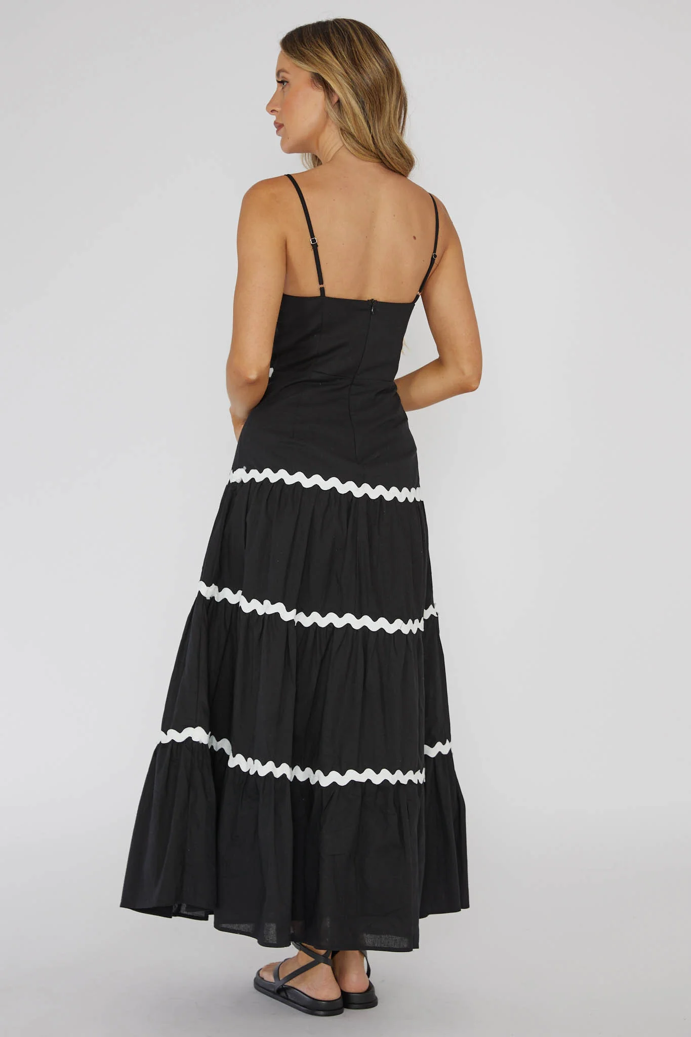 Confidante Ric Rac Trim Maxi Dress Black - Sonourner