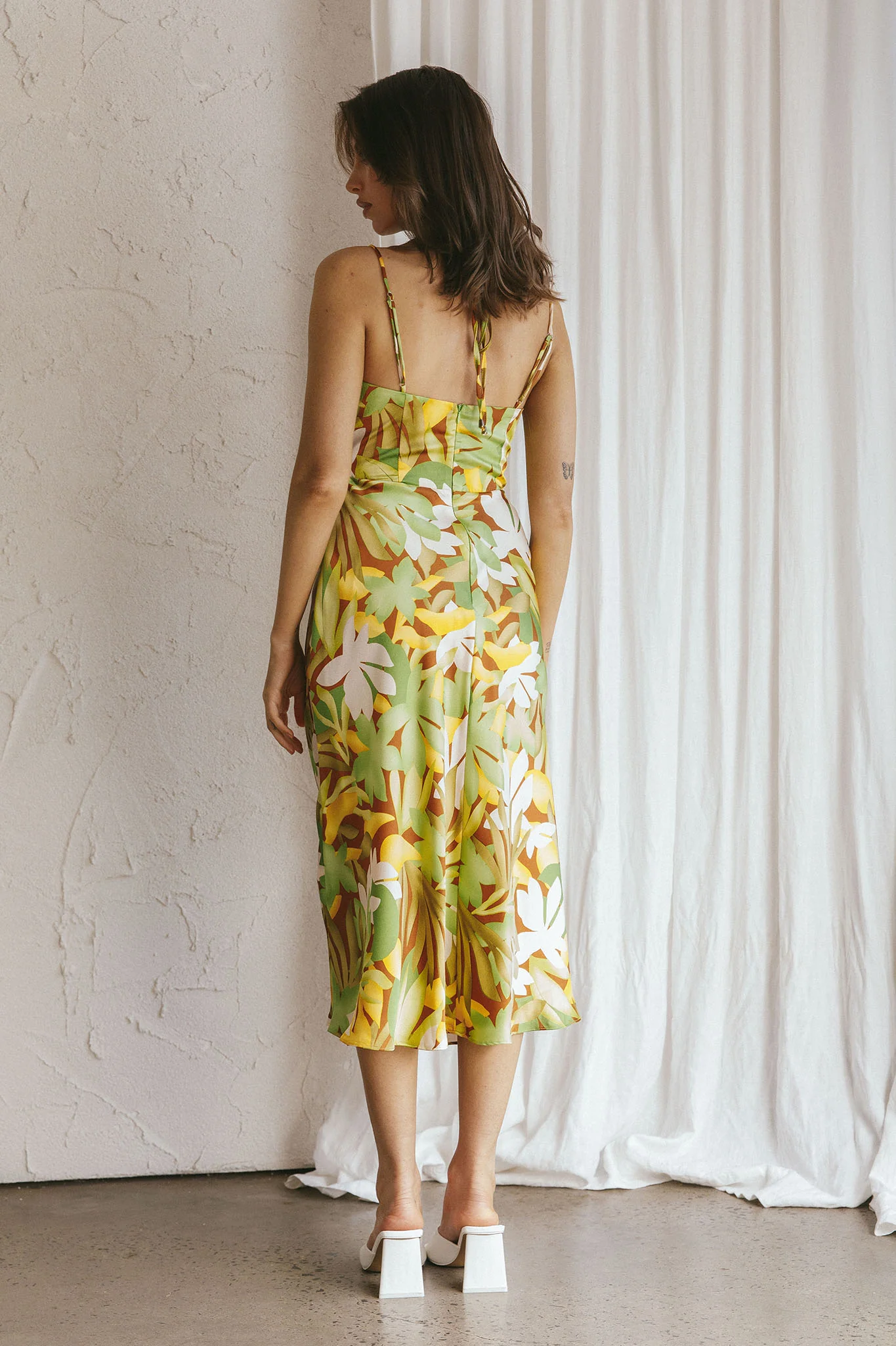 Emmalie Satin Midi Dress Floral Green - Sonourner