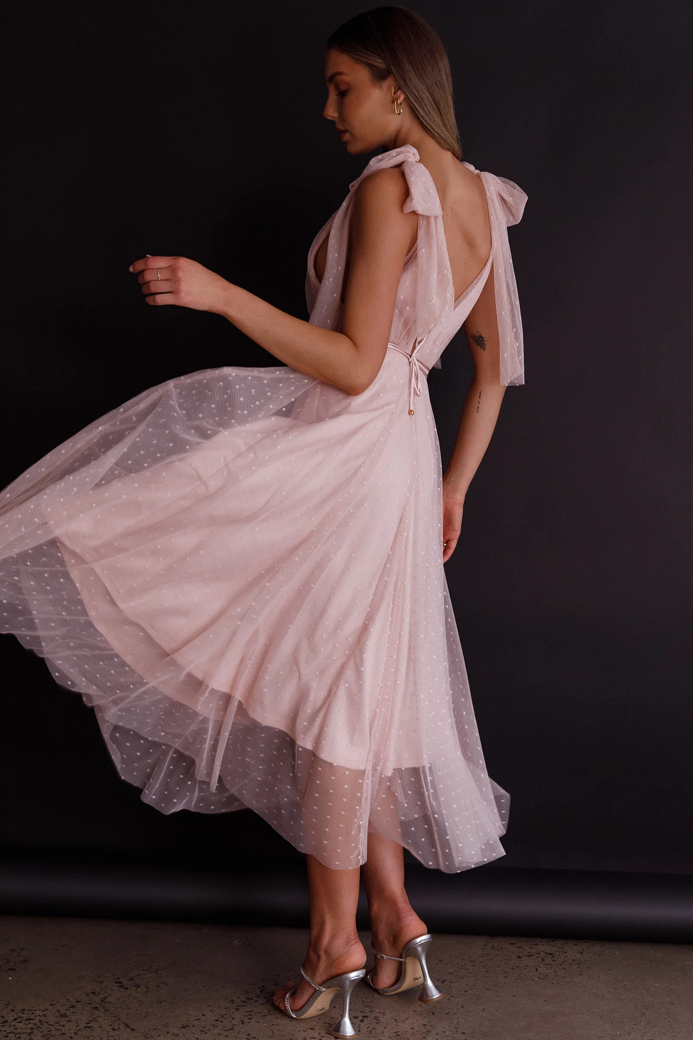 Kathryn Tied Shoulder Mesh Midi Dress Blush - Sonourner