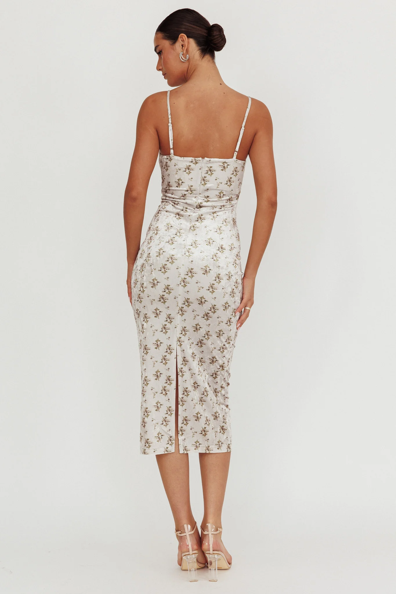 Magic Wand Velvet Midi Dress Olive Floral - Sonourner