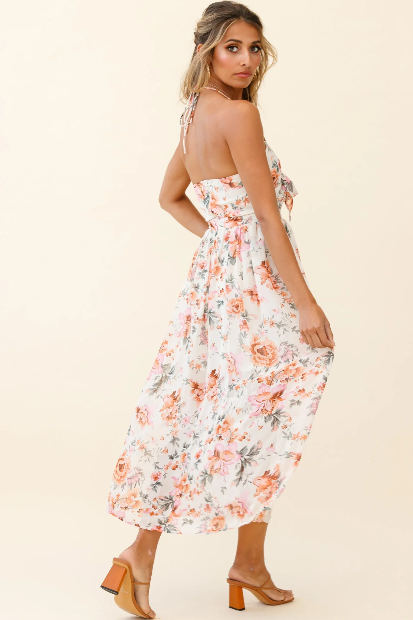 Los Feliz Tied Bust Halterneck Midi Dress Floral Print Pink - Sonourner