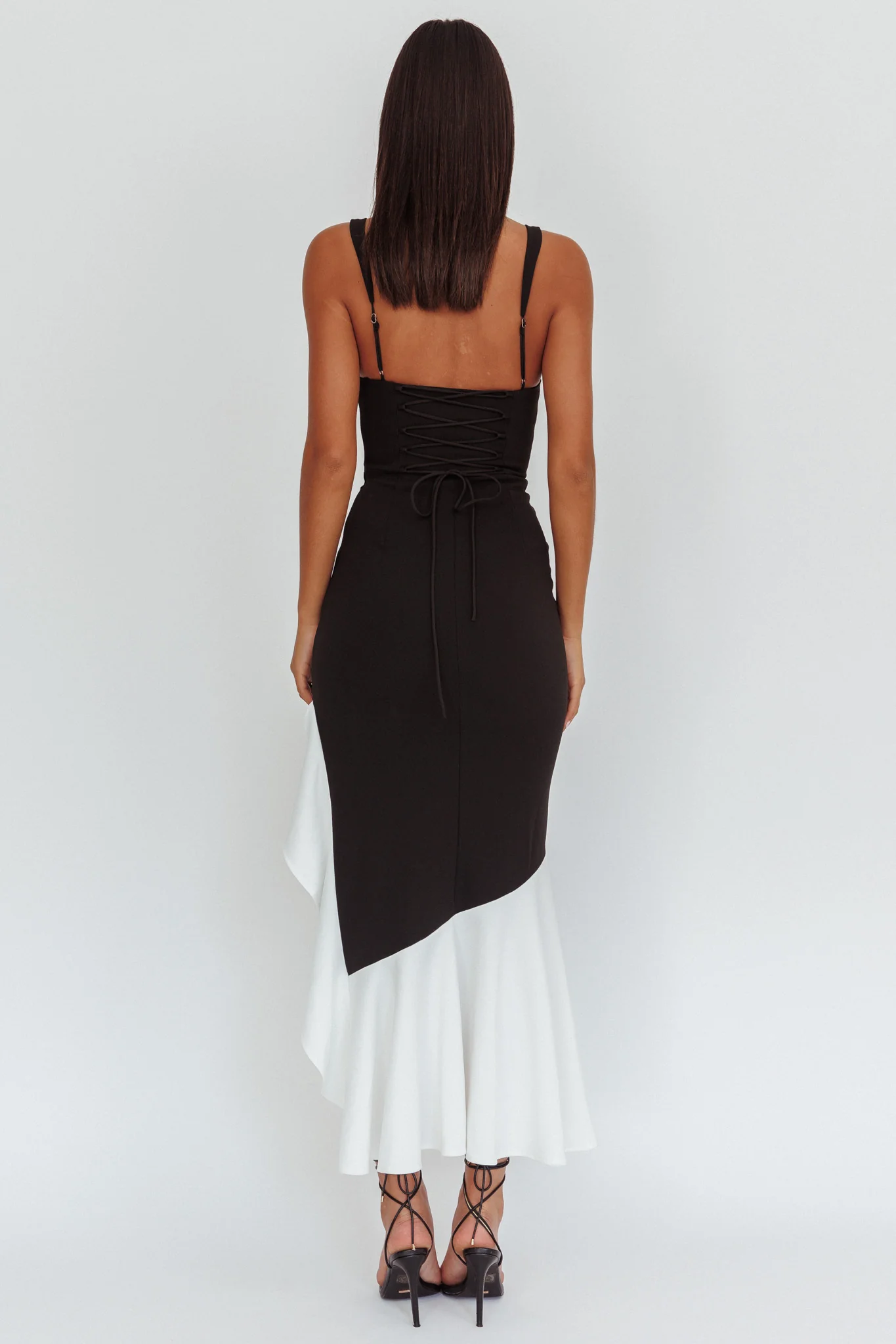 Delighted Asymmetric Hem Maxi Dress Contrast Black - Sonourner