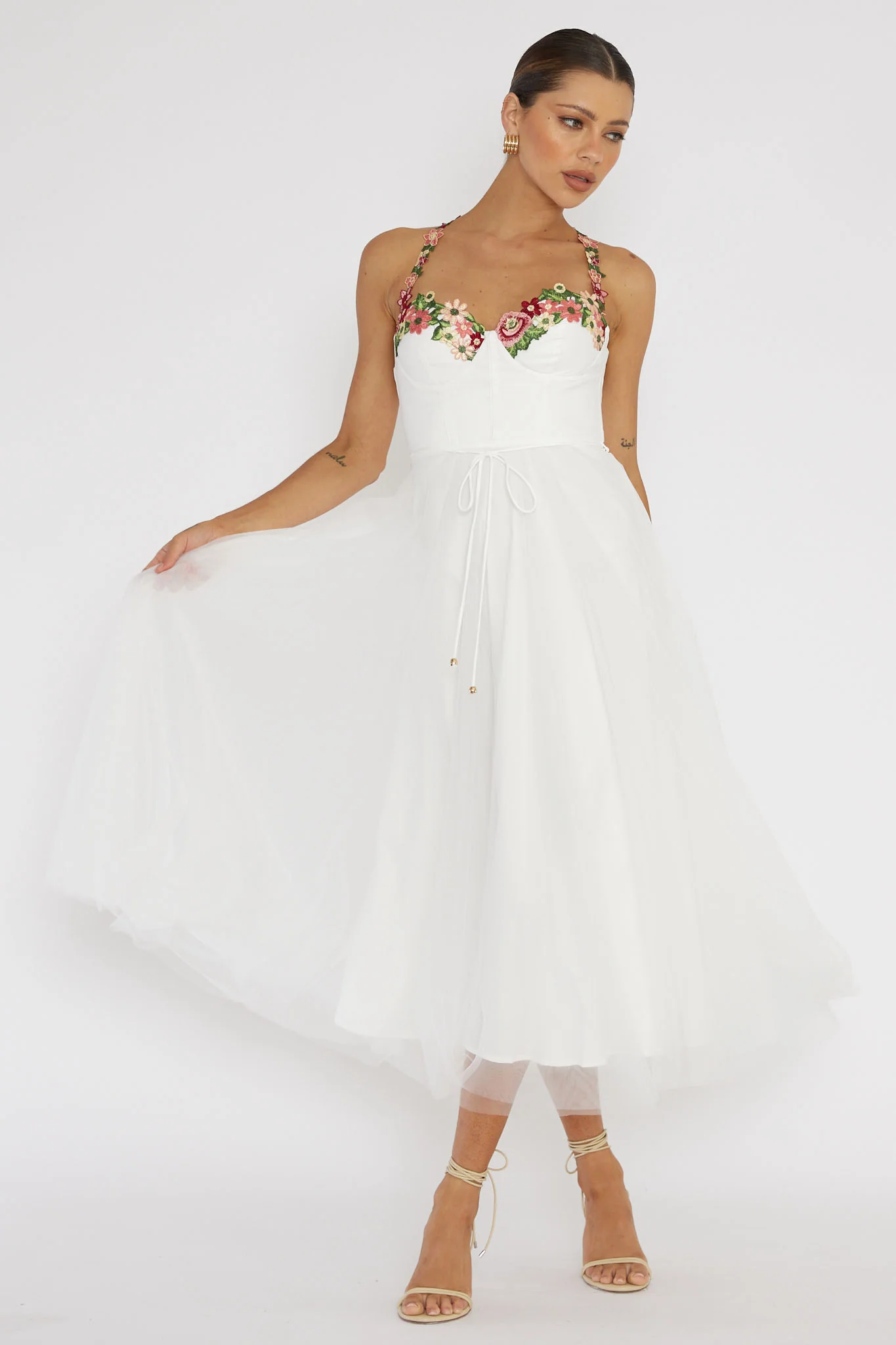 Smitten Sweetheart Neckline Floral Trim Dress White - Sonourner