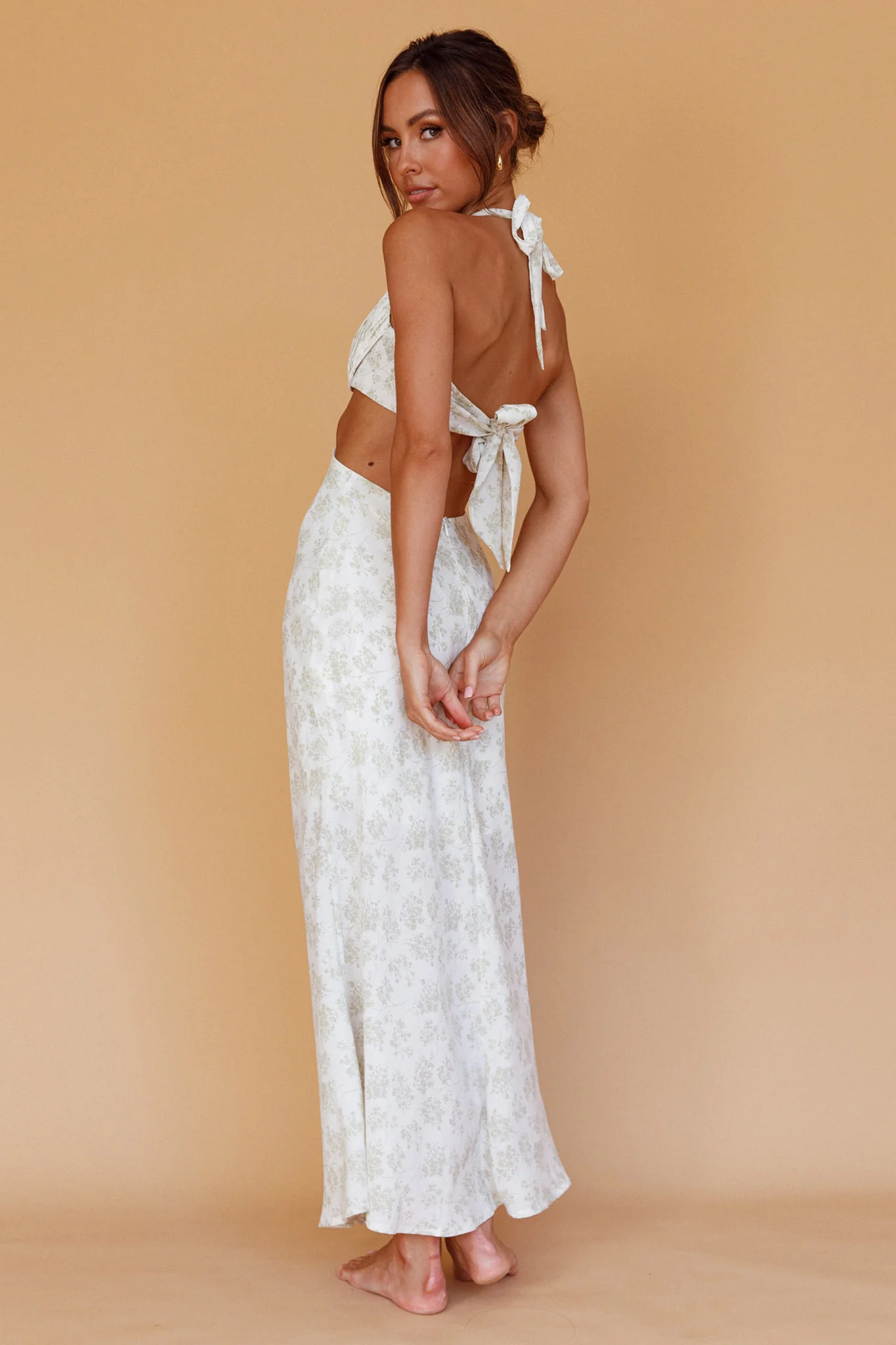 Paradise Found Cut-Out Midi Dress Floral Sage - Sonourner