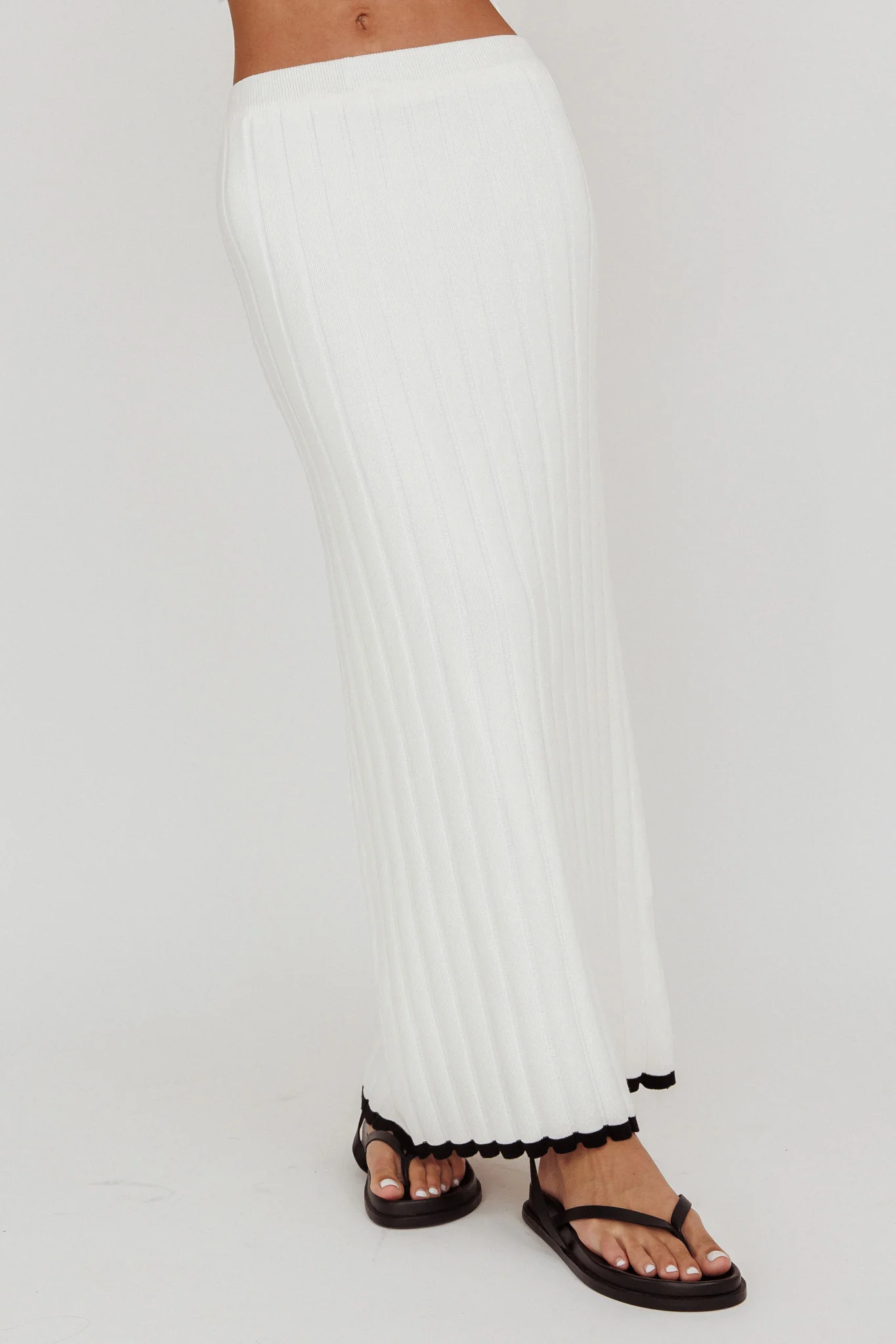 Liloh Contrast Trim Ribbed Maxi Skirt White - Sonourner
