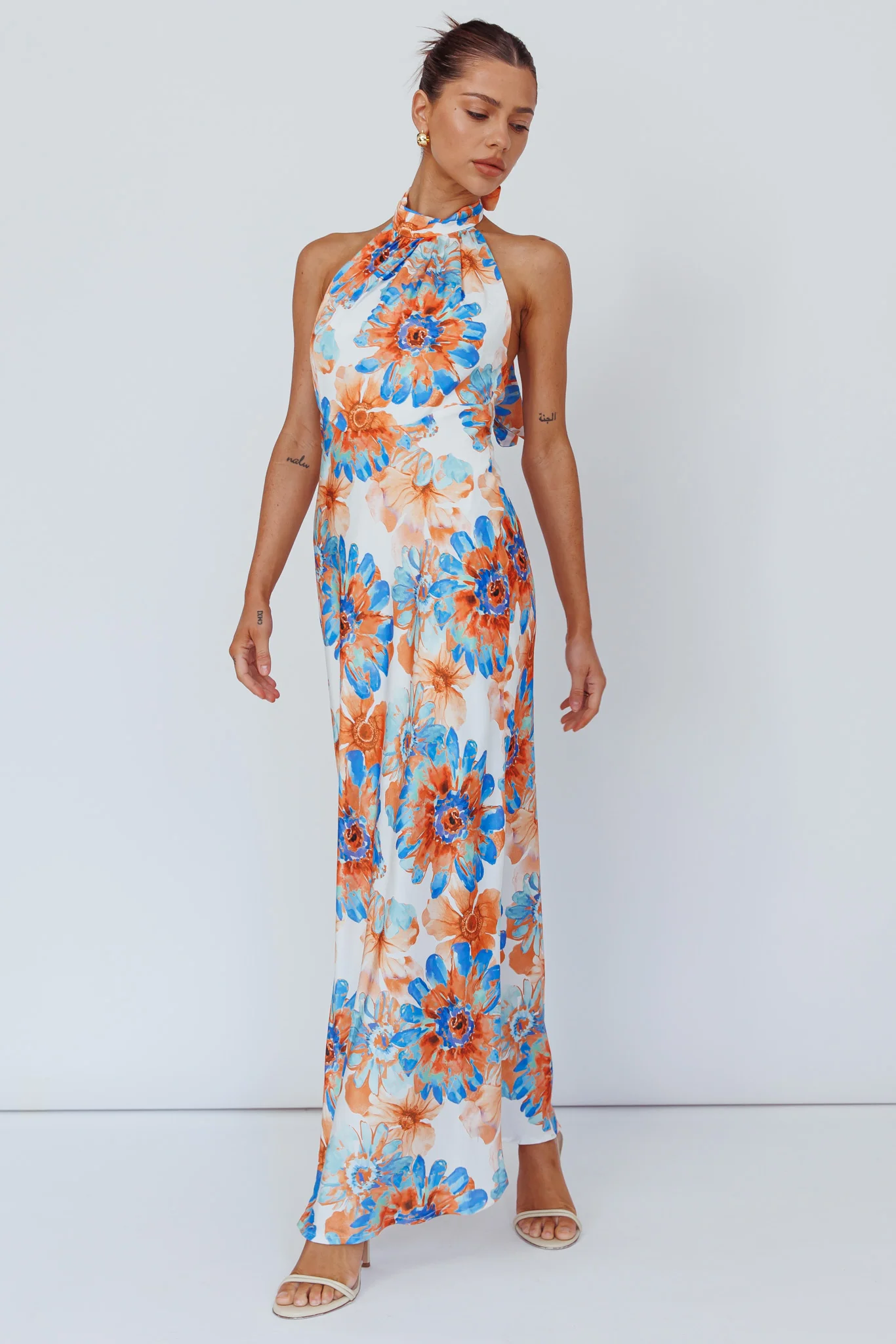 Shana Halterneck Maxi Dress Flowers Blue - Sonourner