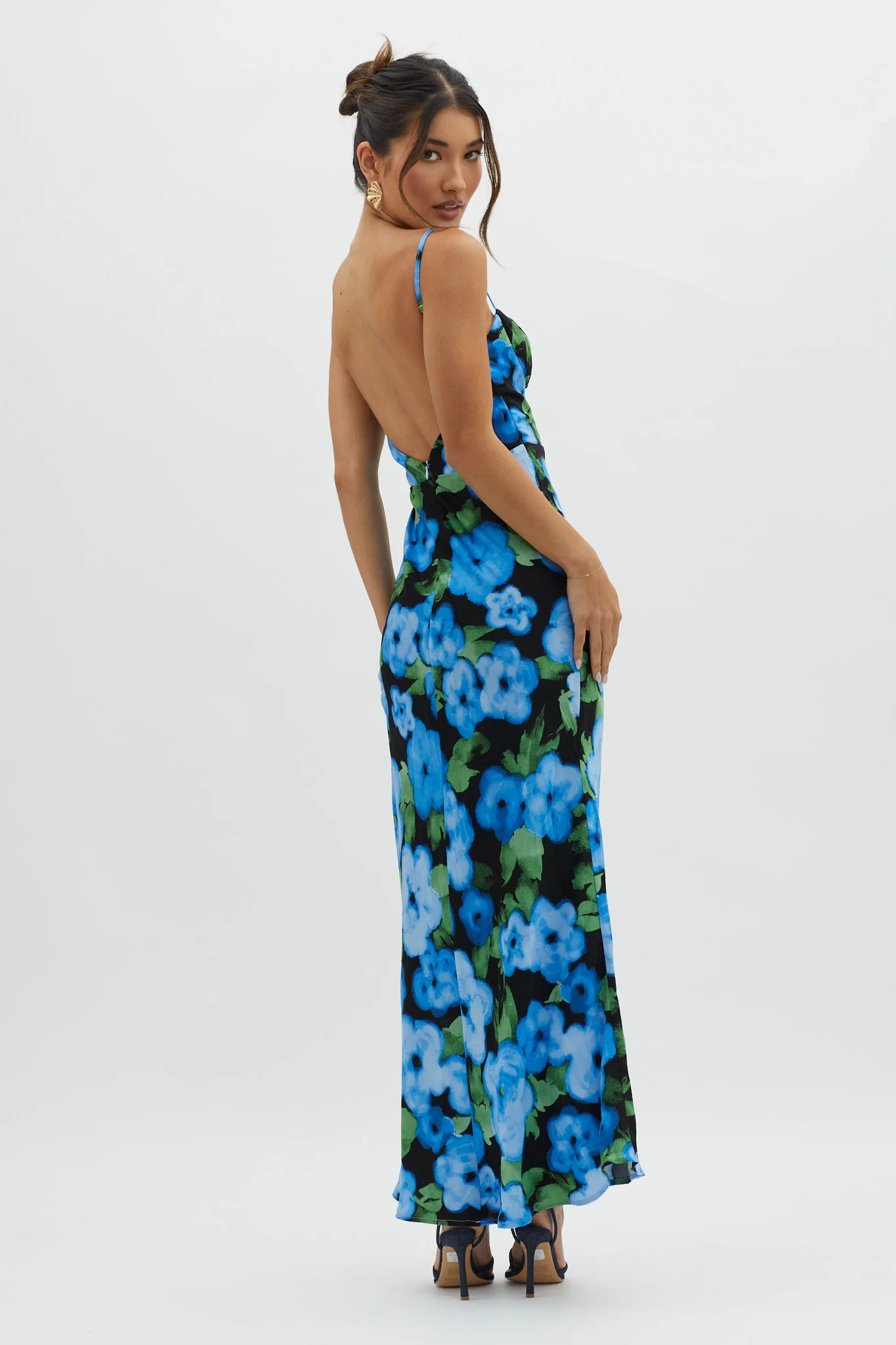 Kasha Low Back Maxi Dress Floral Blue - Sonourner