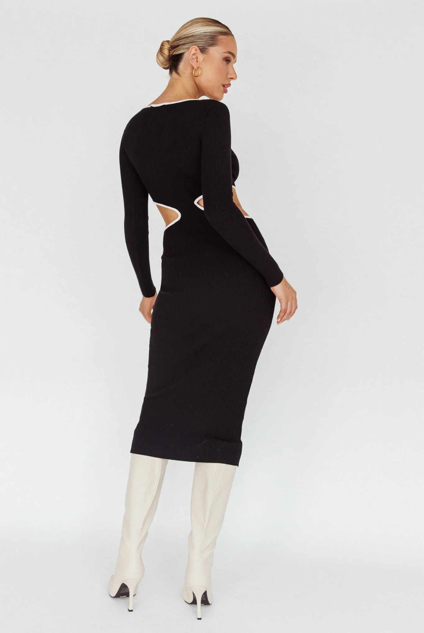 Jovie Keyhole Knit Midi Dress Black - Sonourner