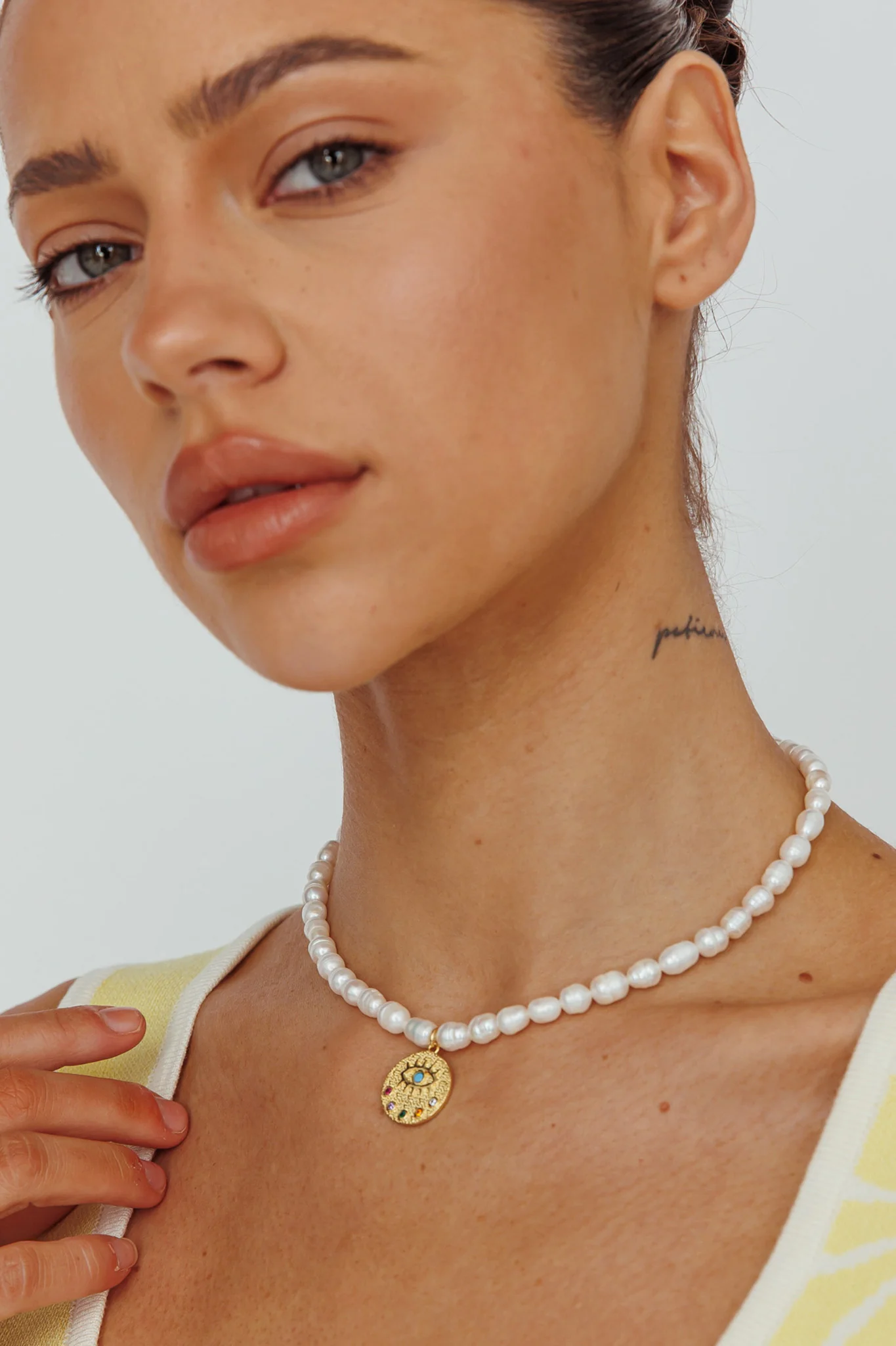 Evil Eye Freshwater Pearl Necklace Gold - Sonourner