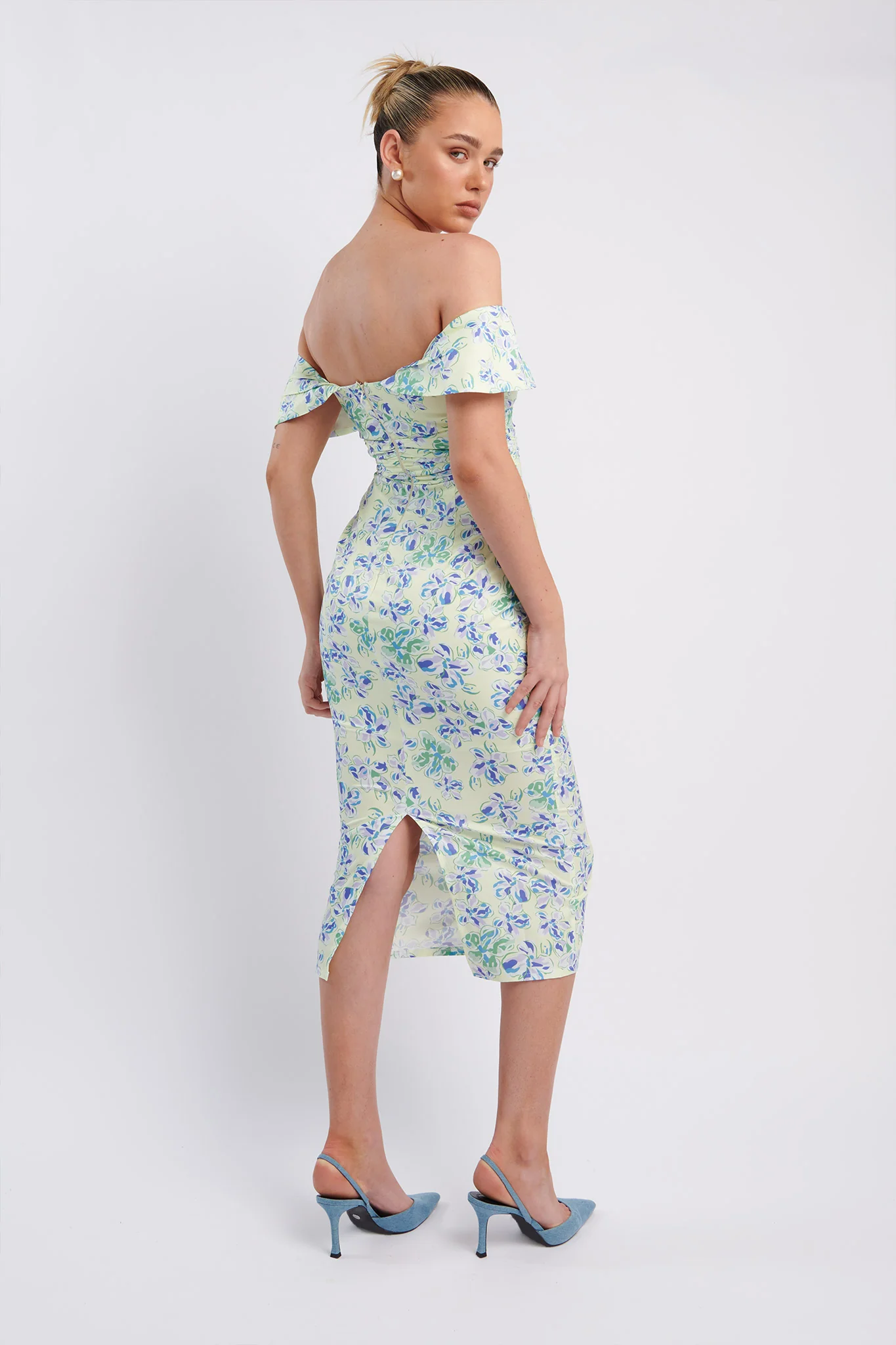 Lillianne Off-Shoulder Midi Dress Floral Blue - Sonourner