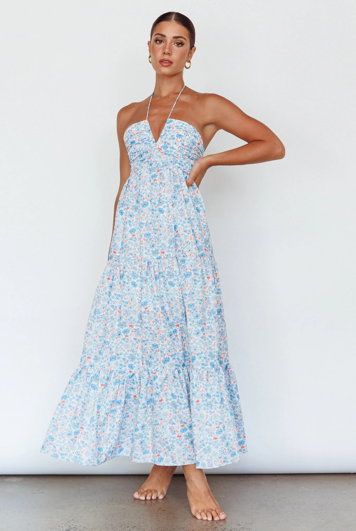 Asiah Halterneck Maxi Dress Flowers Blue - Sonourner