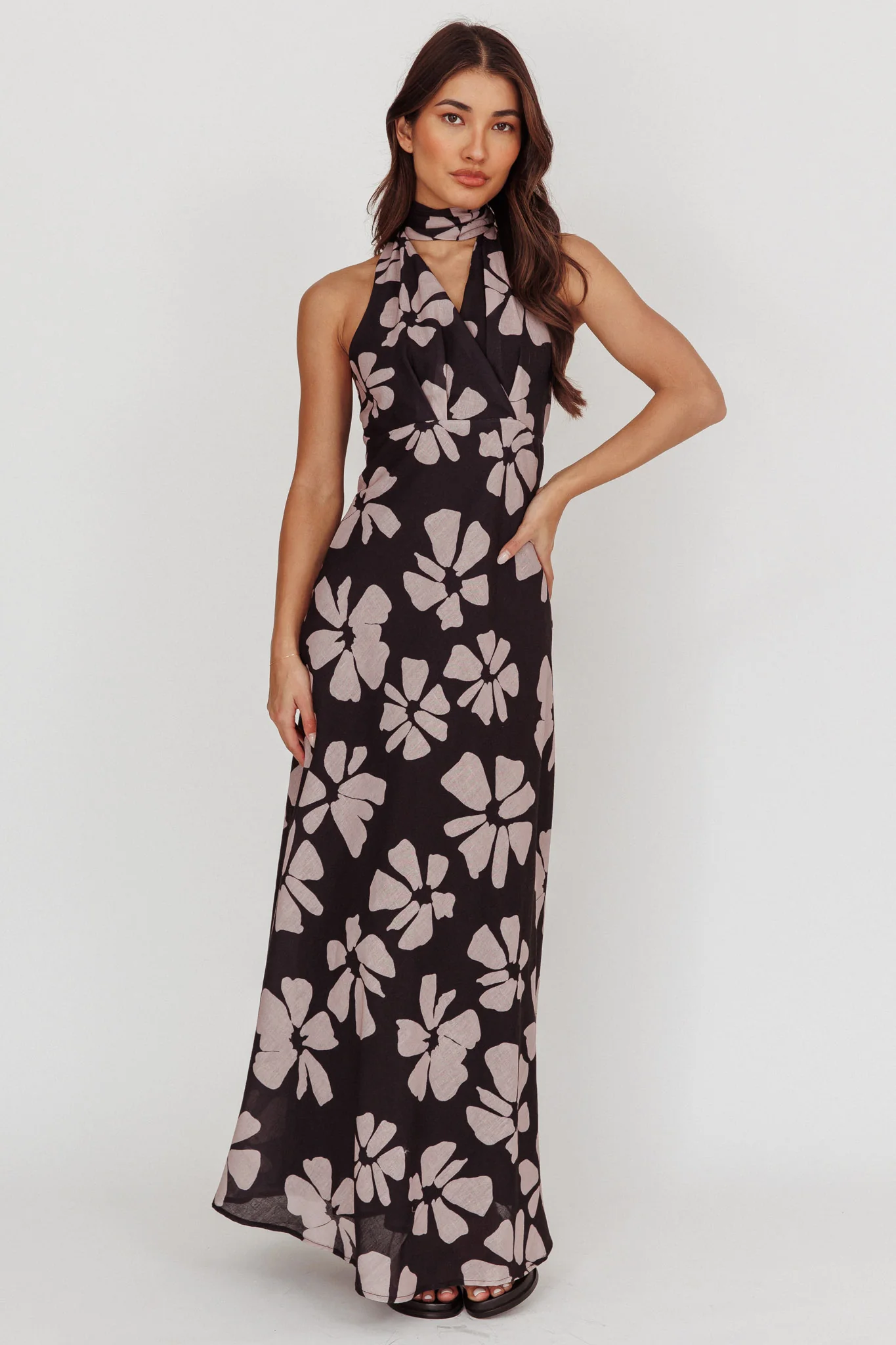 Italia Azure Halterneck Floral Maxi Dress Black - Sonourner