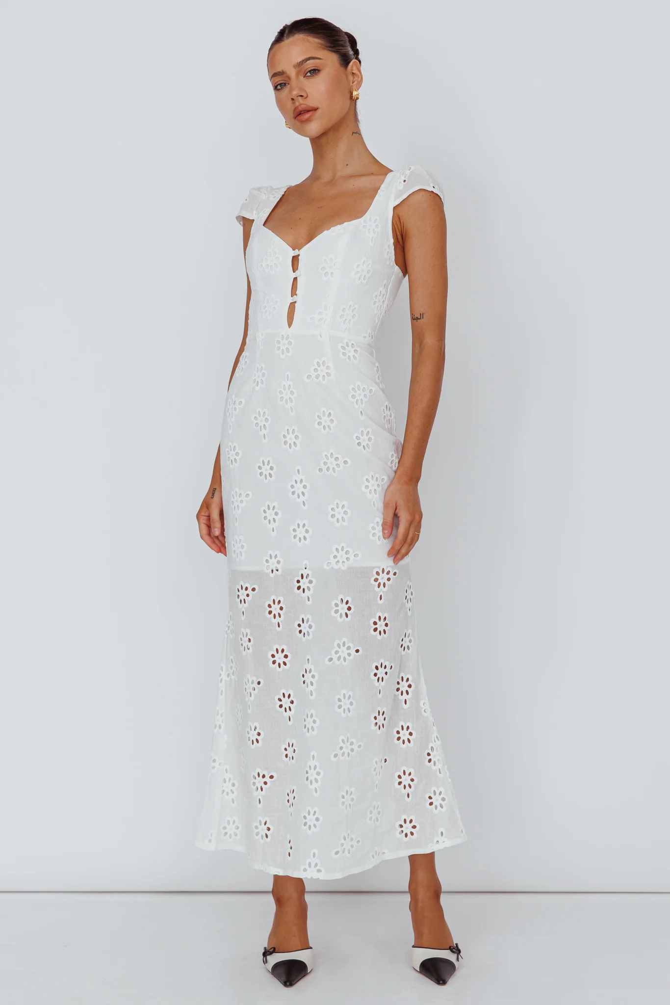 Bohemian Sun Cap Sleeve Eyelet Midi Dress White - Sonourner