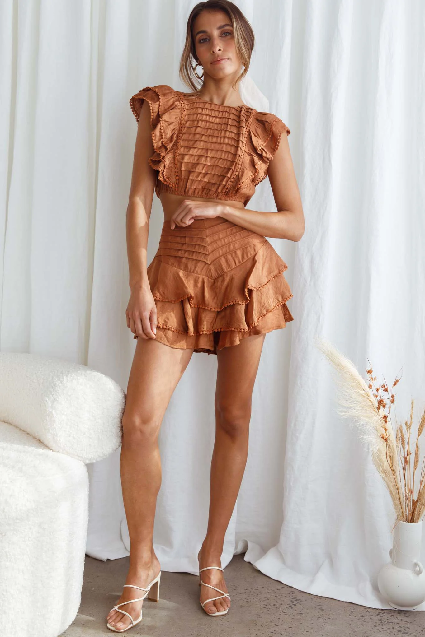 Wild And Free Pintuck Pleat And Layered Ruffle Shorts Tan - Sonourner