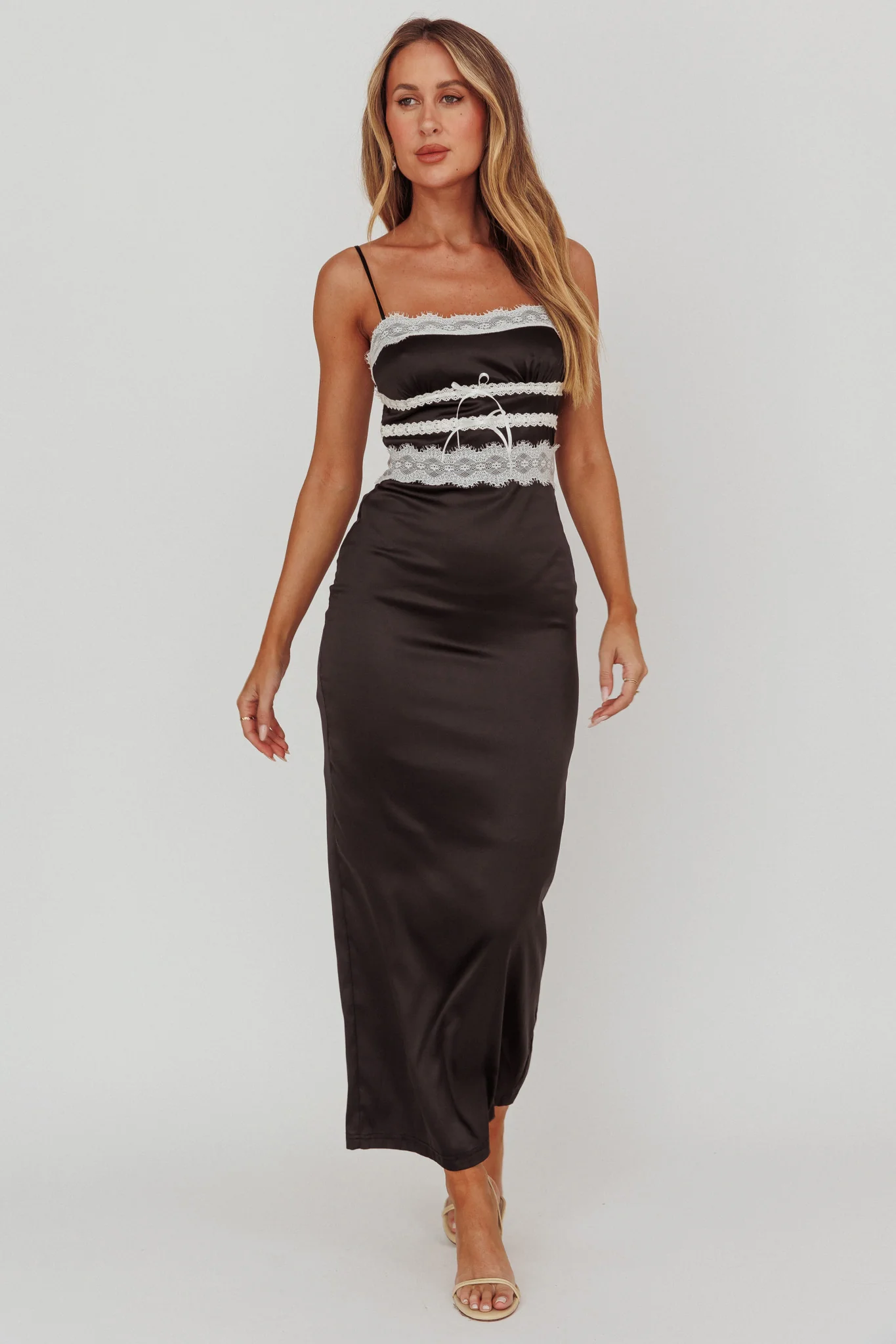 Kellan Lace Trim Maxi Dress Black - Sonourner