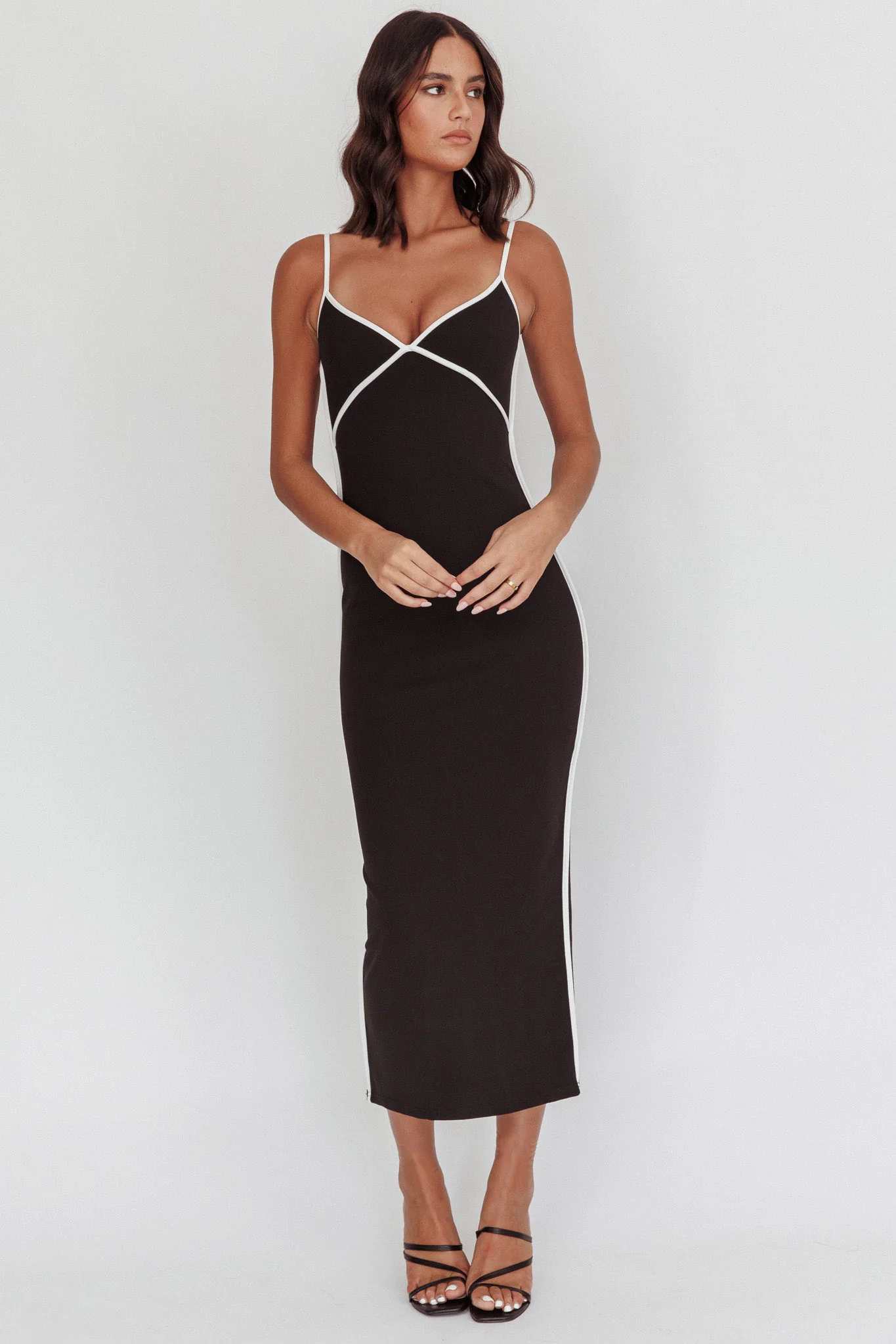 She's A Mystery Piping Trim Maxi Dress Black - Sonourner