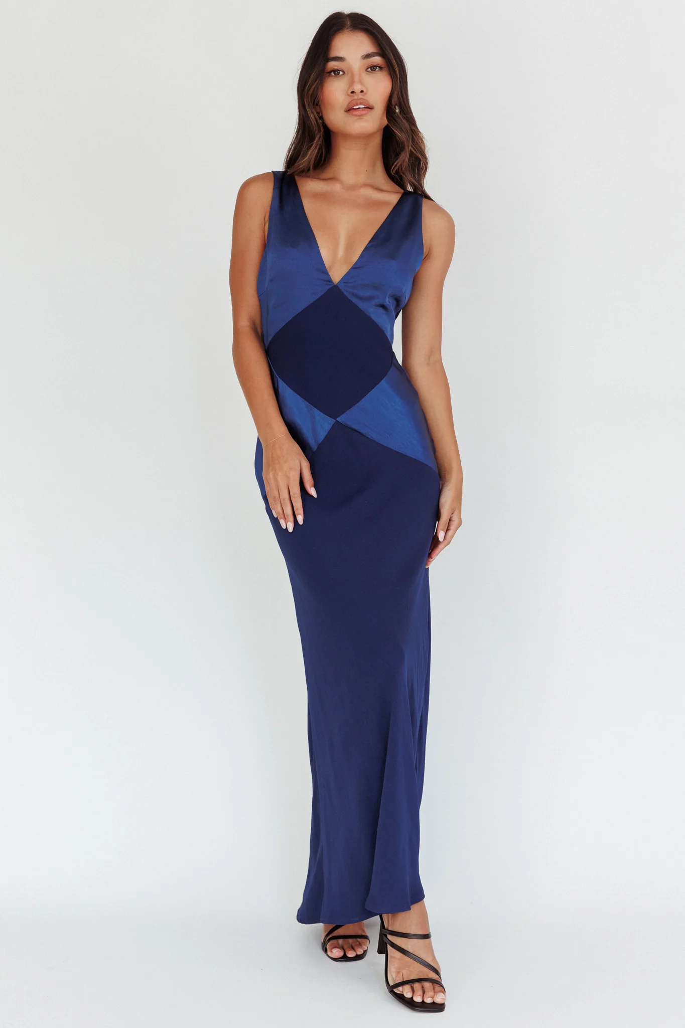 Soul Fire V-Neck Maxi Dress Navy - Sonourner