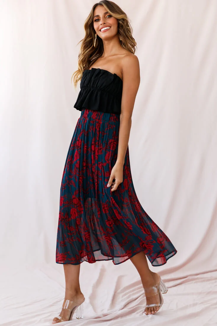 Caroline Accordion Pleat Midi Skirt Forest Green/Red - Sonourner