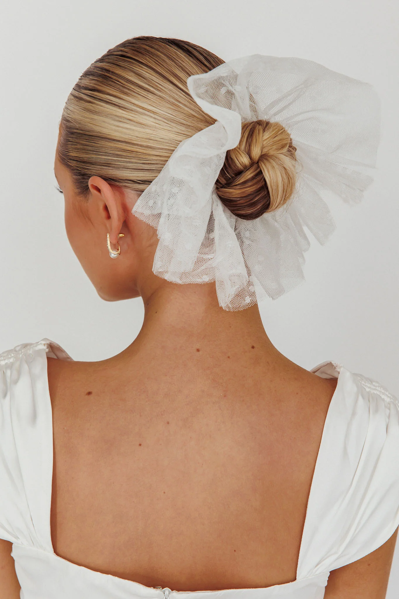 Hoda Lace Scrunchie White - Sonourner