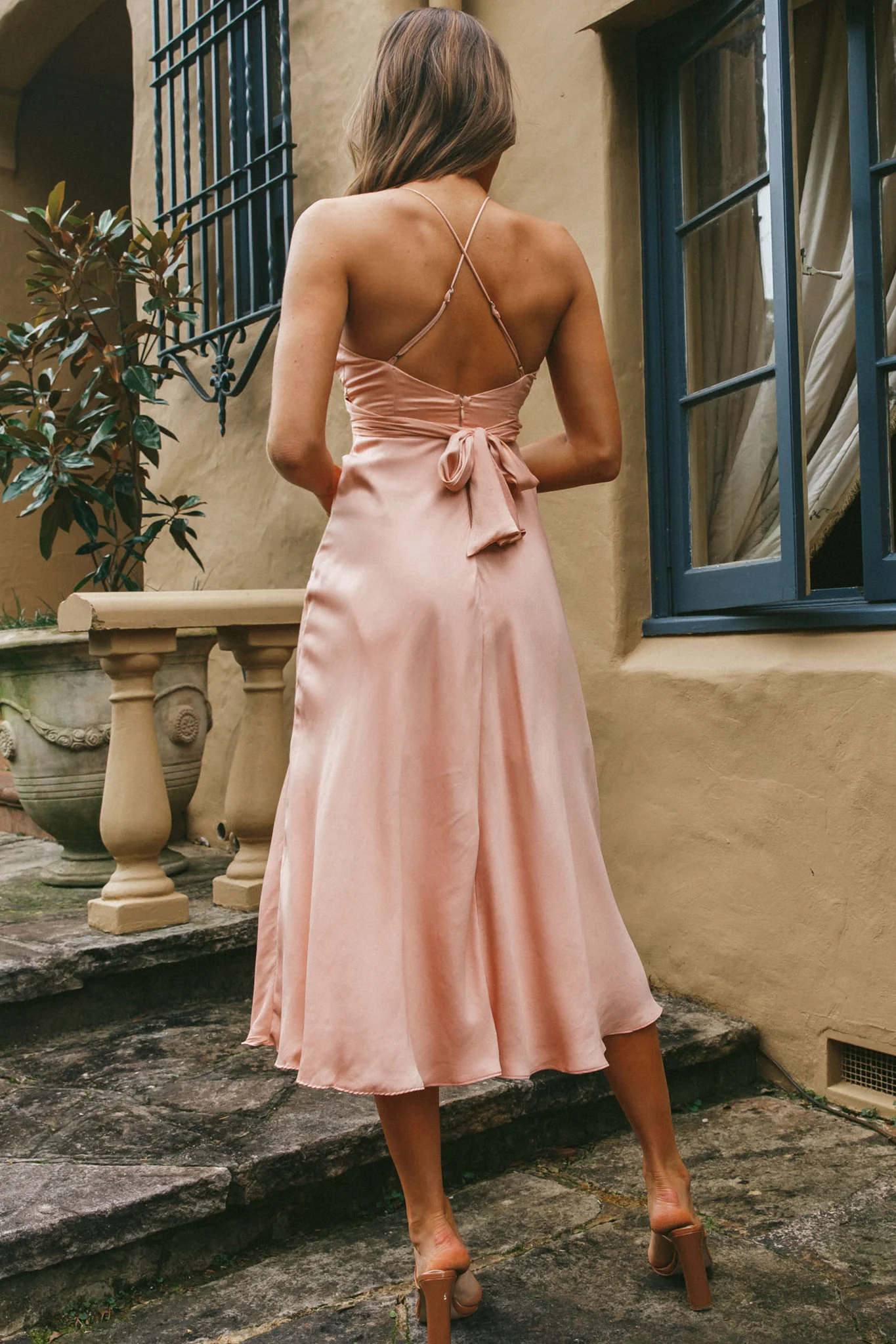 Linka Cami Strap Midi Dress Peach - Sonourner