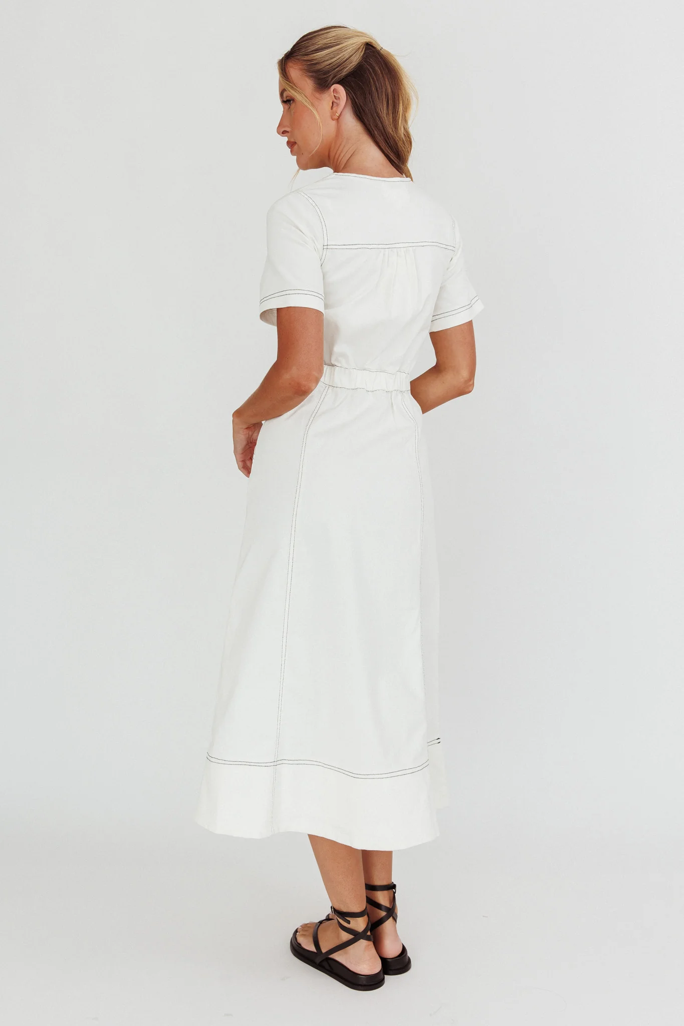 Aspen Love Front Pocket Midi Dress White - Sonourner