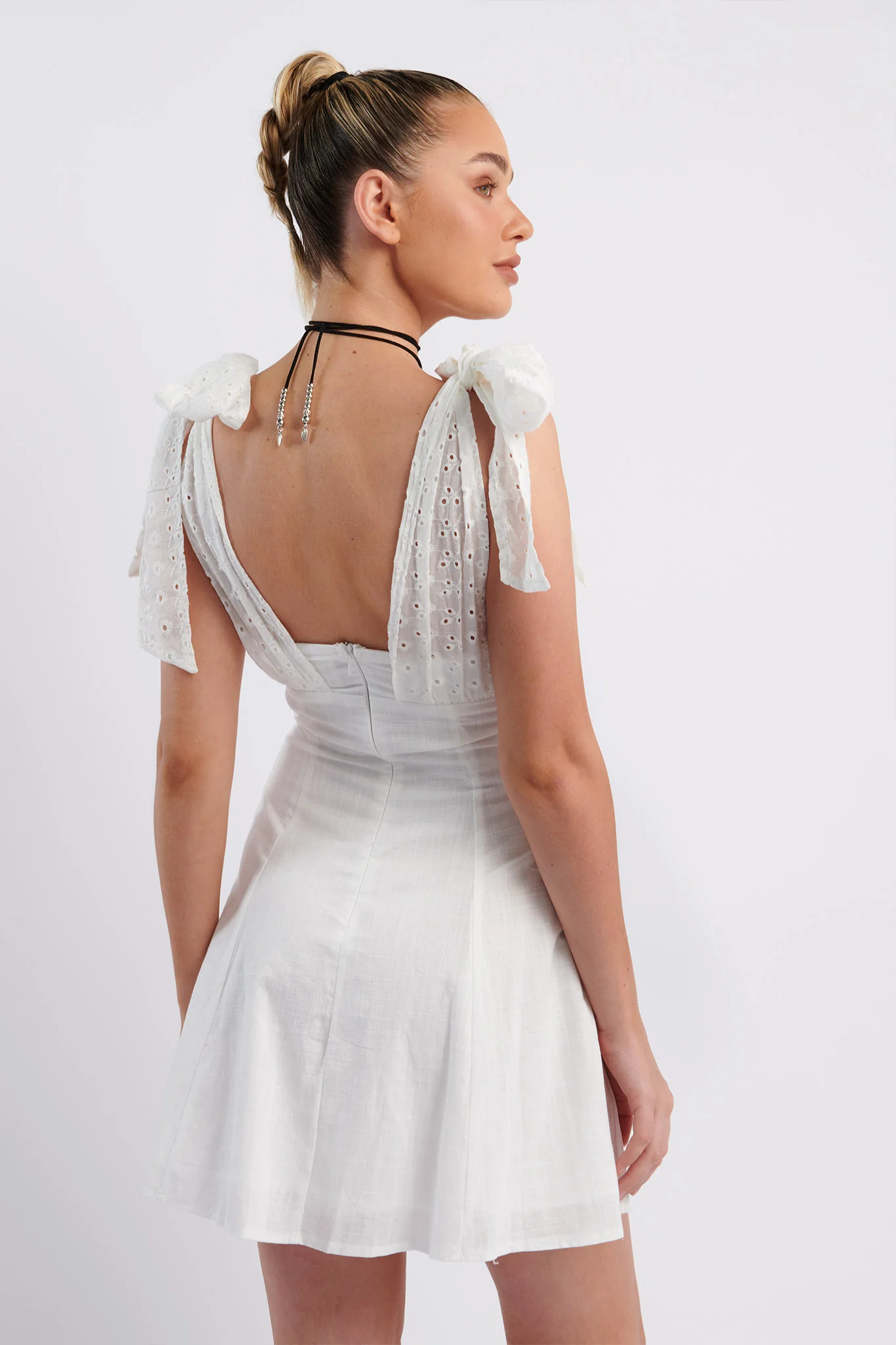 Kellie Bow Shoulder Mini Dress White - Sonourner