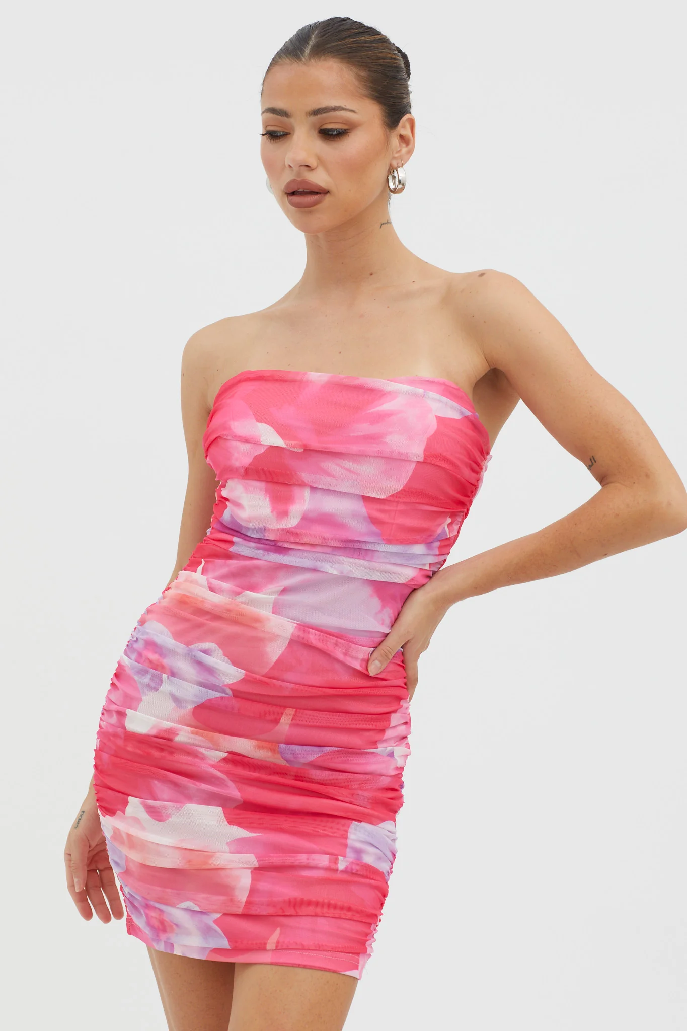 Logan Strapless Ruched Dress Floral Pink - Sonourner