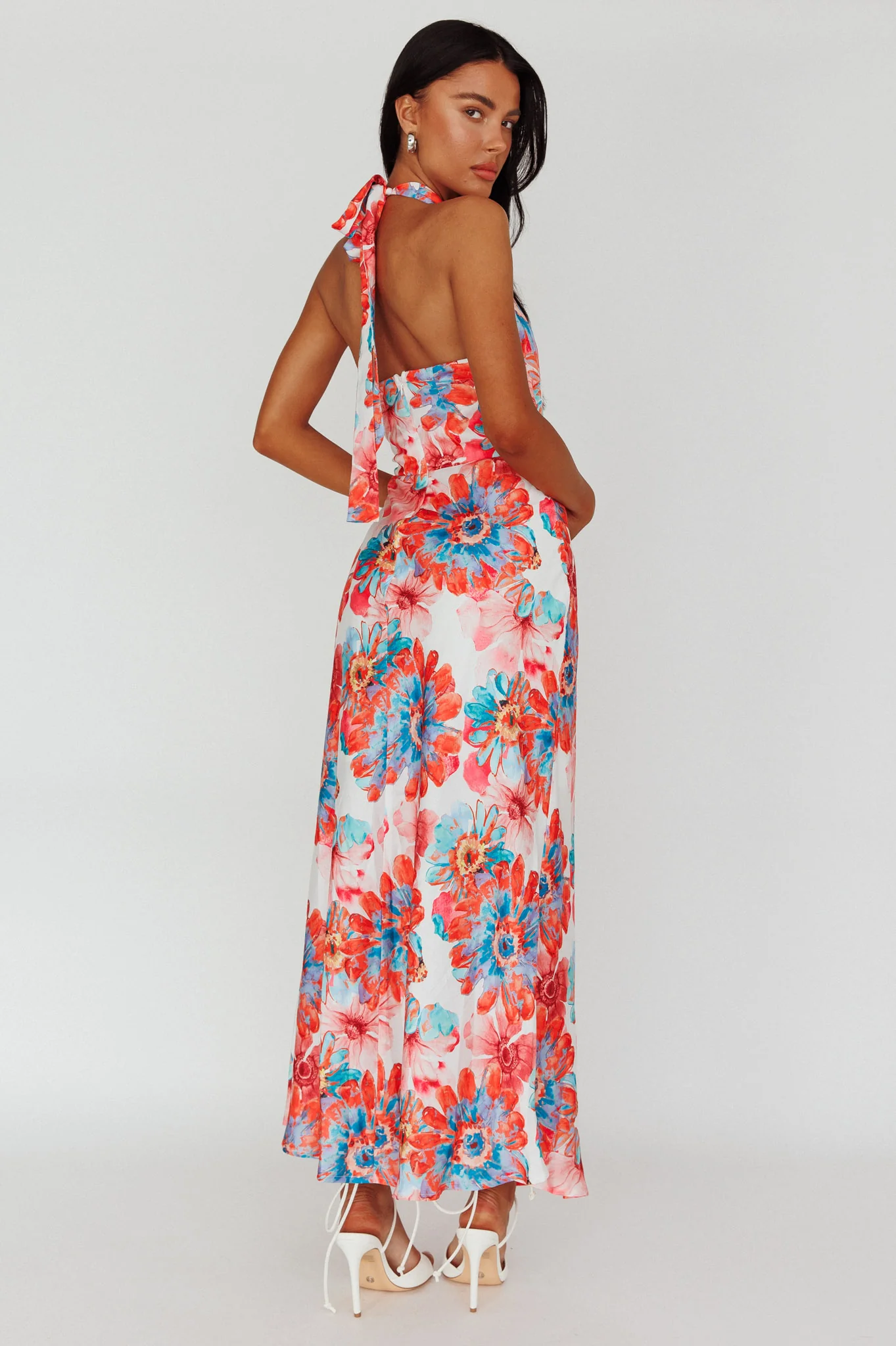 Shana Halterneck Maxi Dress Flowers Pink - Sonourner