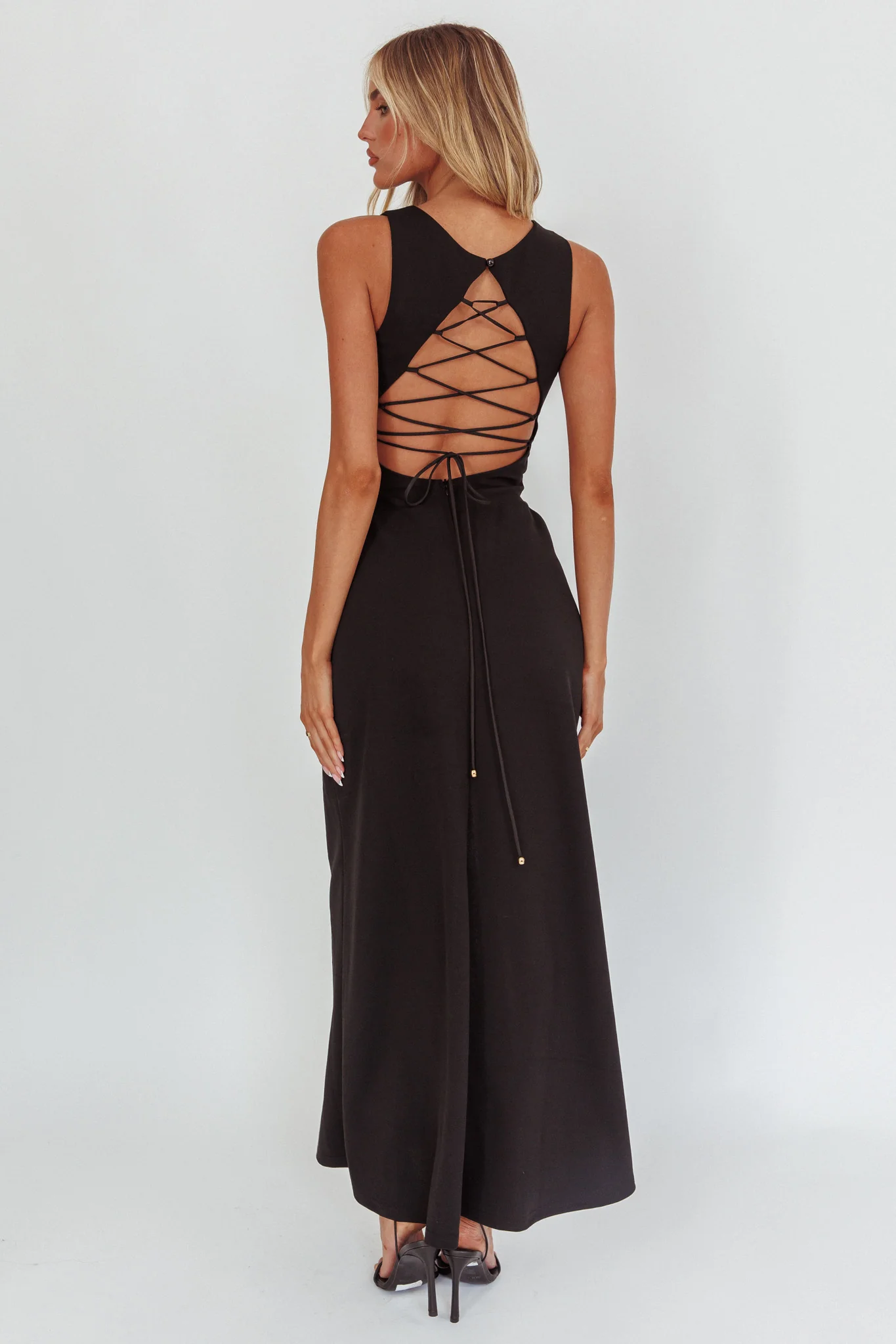 Firelights Lace-Up Back Maxi Dress Black - Sonourner