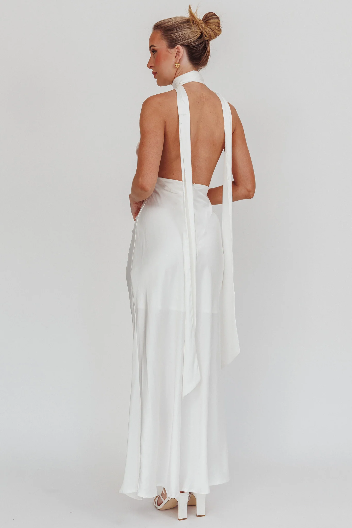 Italia Azure Halterneck Rosette Maxi Dress Oyster - Sonourner