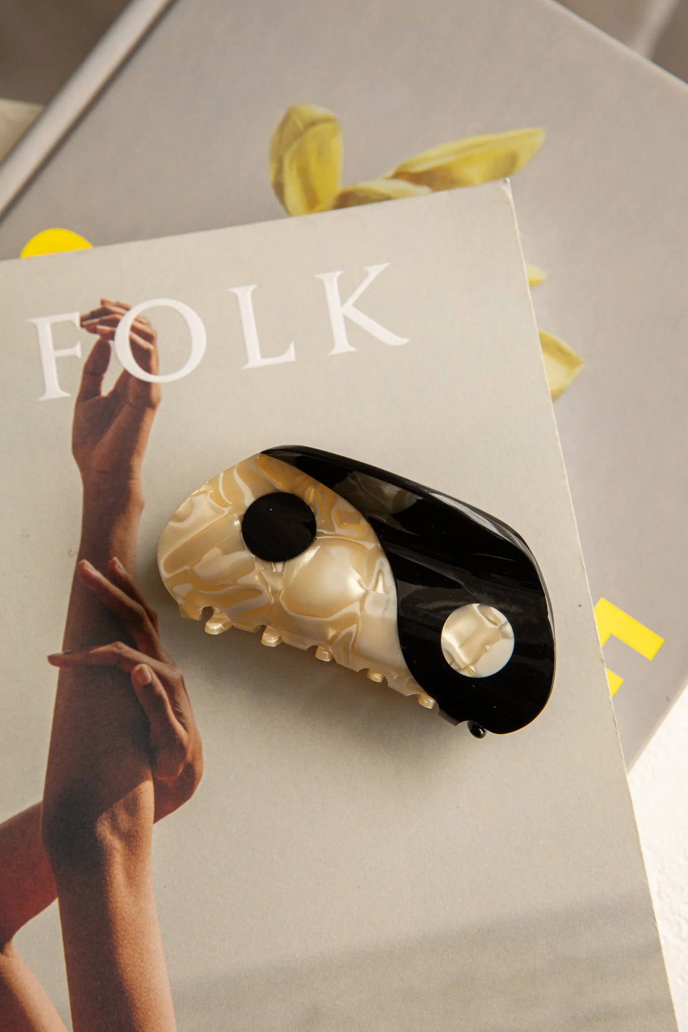 Yin Yang Hair Clip Black - Sonourner