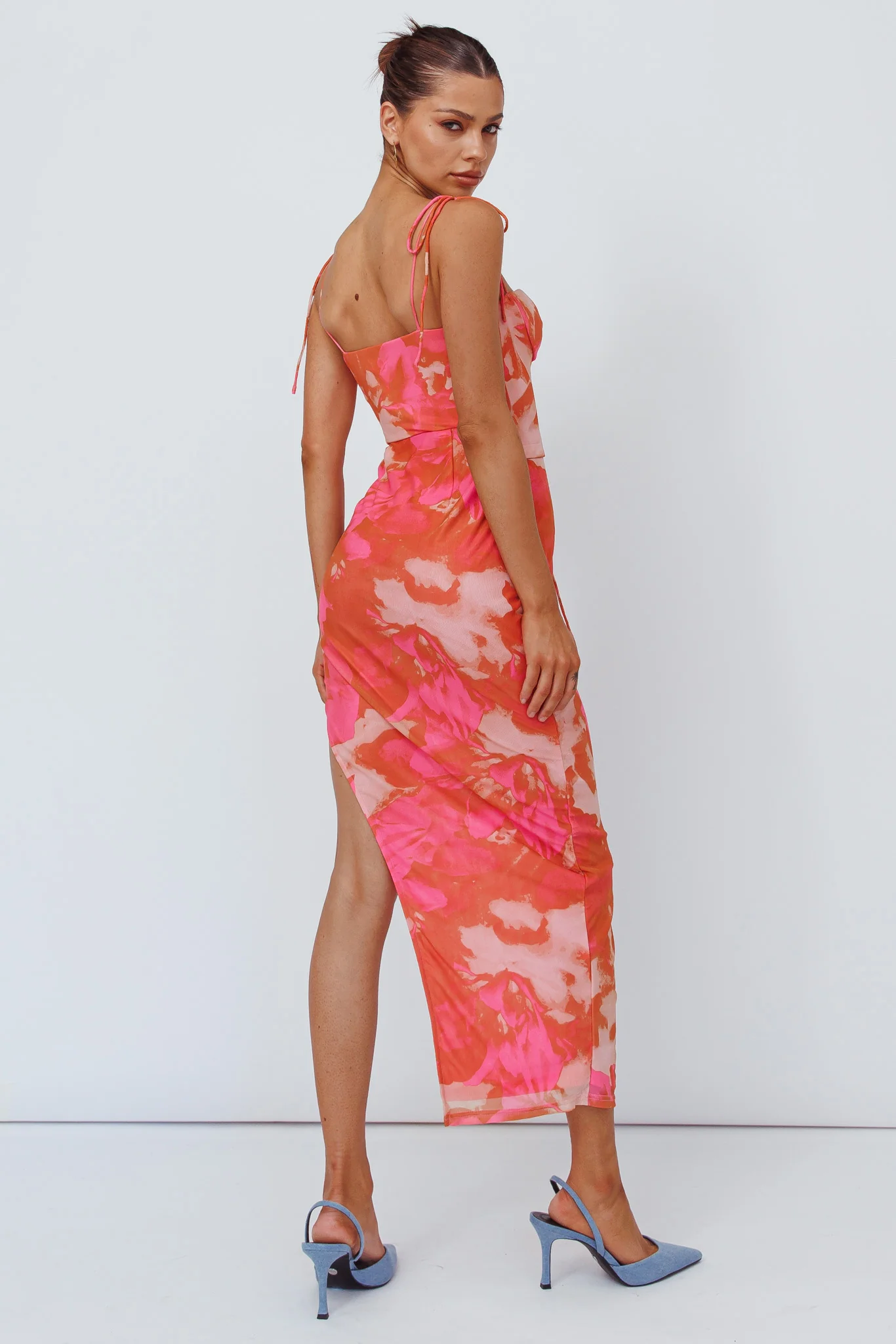 Gabrielle Laced Bodice Midi Dress Pink - Sonourner