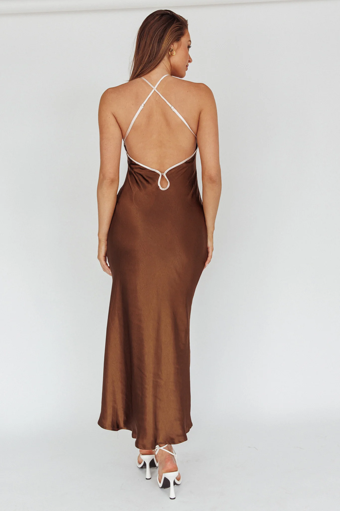 Midsomer Dawn Criss-Cross Back Maxi Dress Chocolate - Sonourner