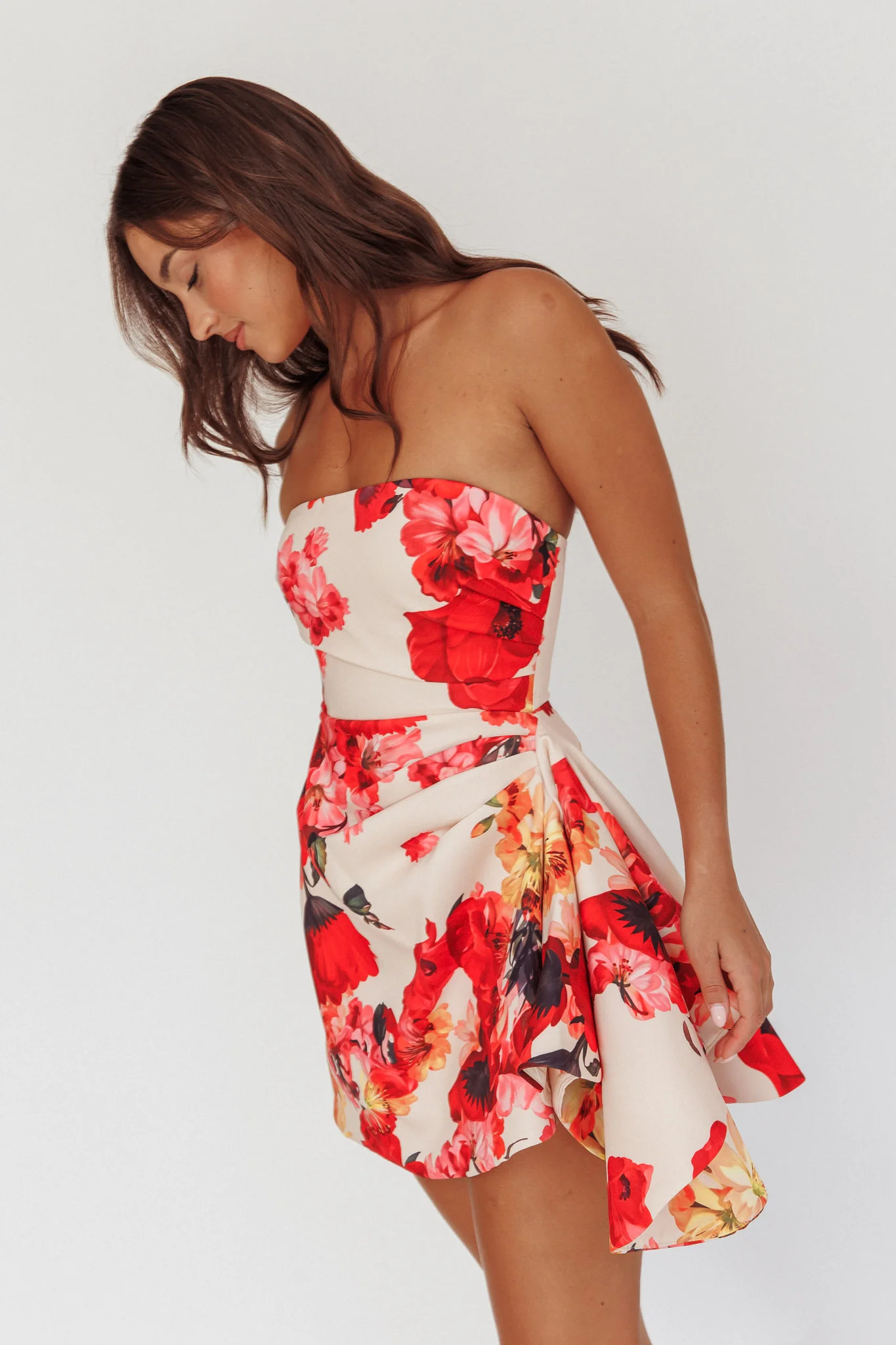 Minnesota Strapless Mini Dress Floral Red - Sonourner