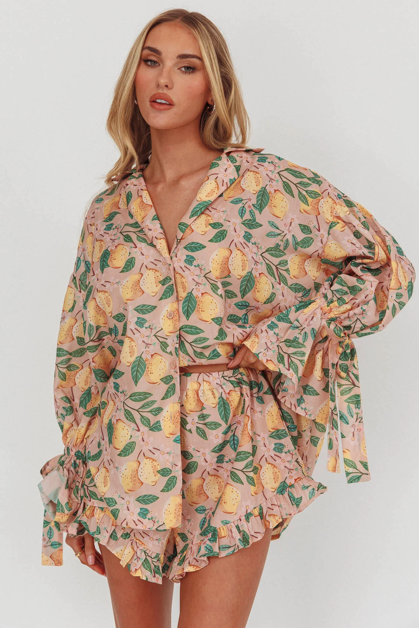 Telling Secrets Frill Trim Shorts Lemon - Sonourner