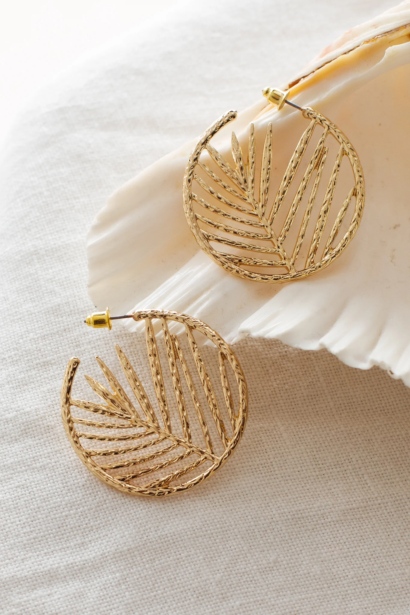 Island Breeze Hoop Earrings Gold - Sonourner