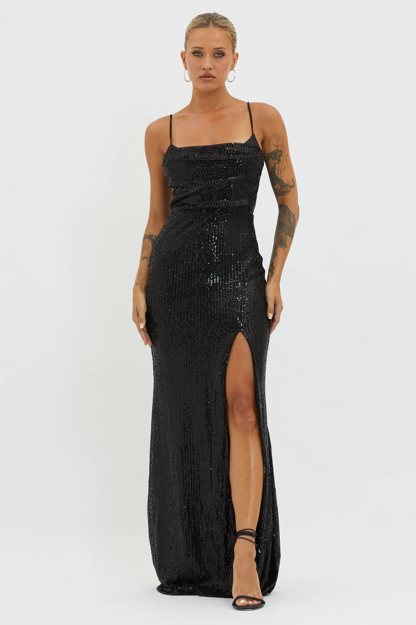 Kerene Spit Sequin Maxi Dress Black - Sonourner