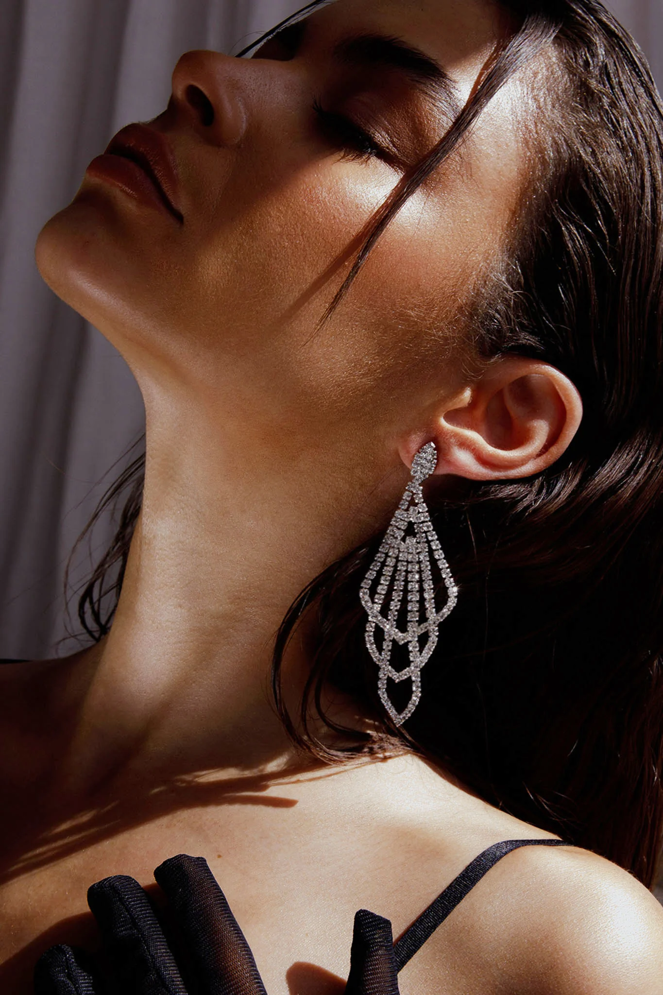 Evangelina Chandelier Earrings Silver - Sonourner