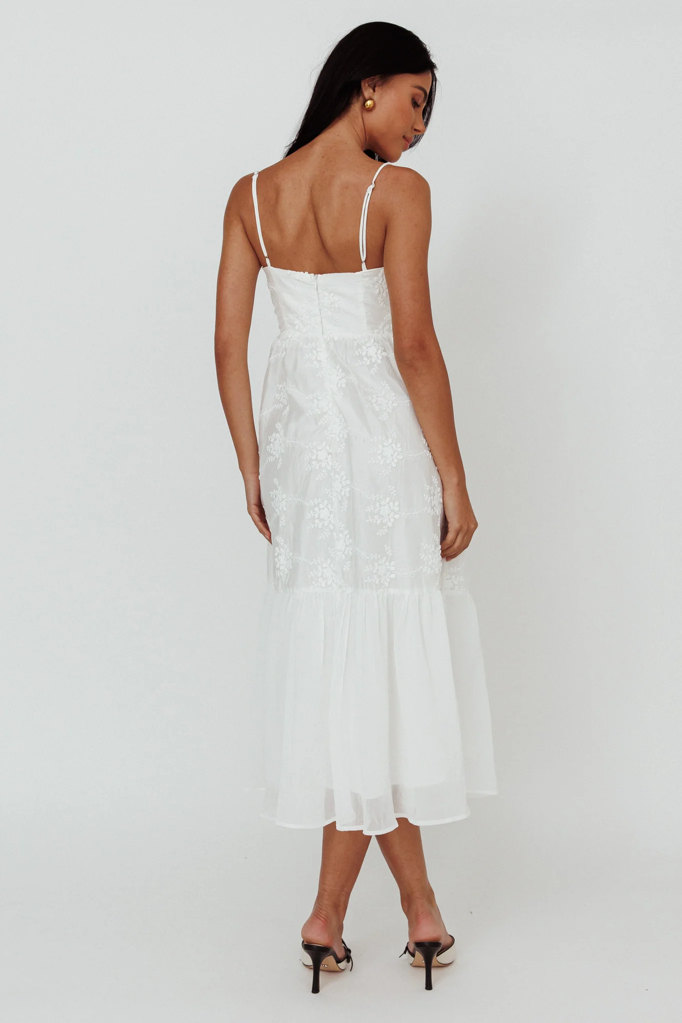 Lake Como Floral Embroidered Midi Dress White - Sonourner