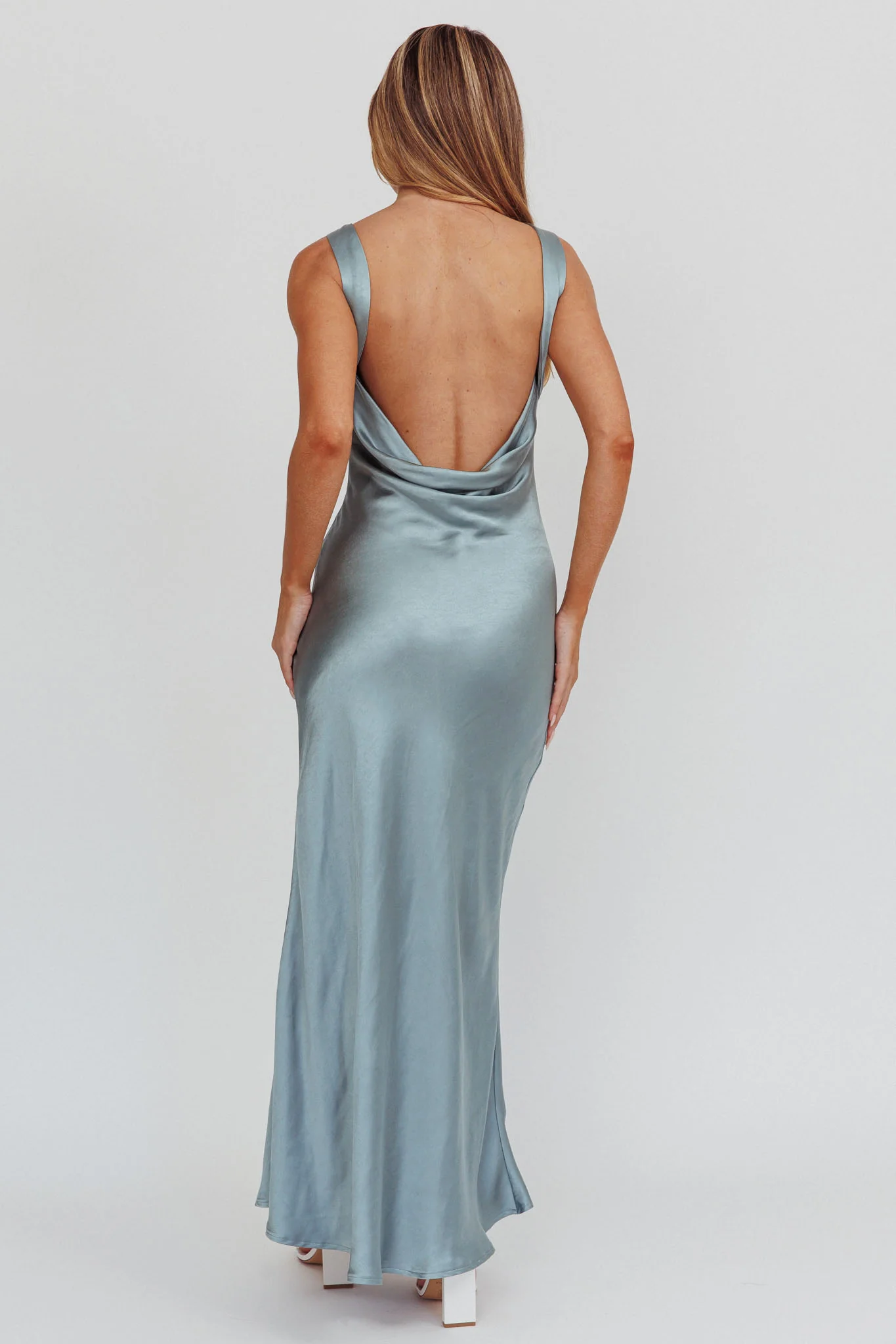 Carmine Satin Sleeveless Maxi Dress Blue - Sonourner