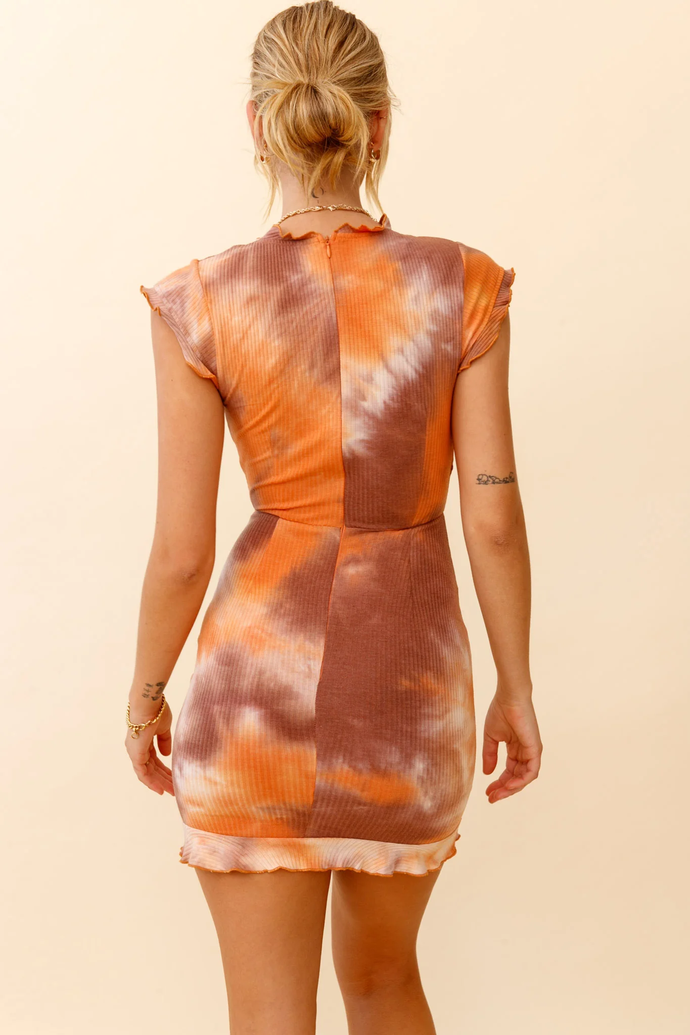 Wake Up Call Ruched Accent Ruffle Dress Marble Print Orange - Sonourner