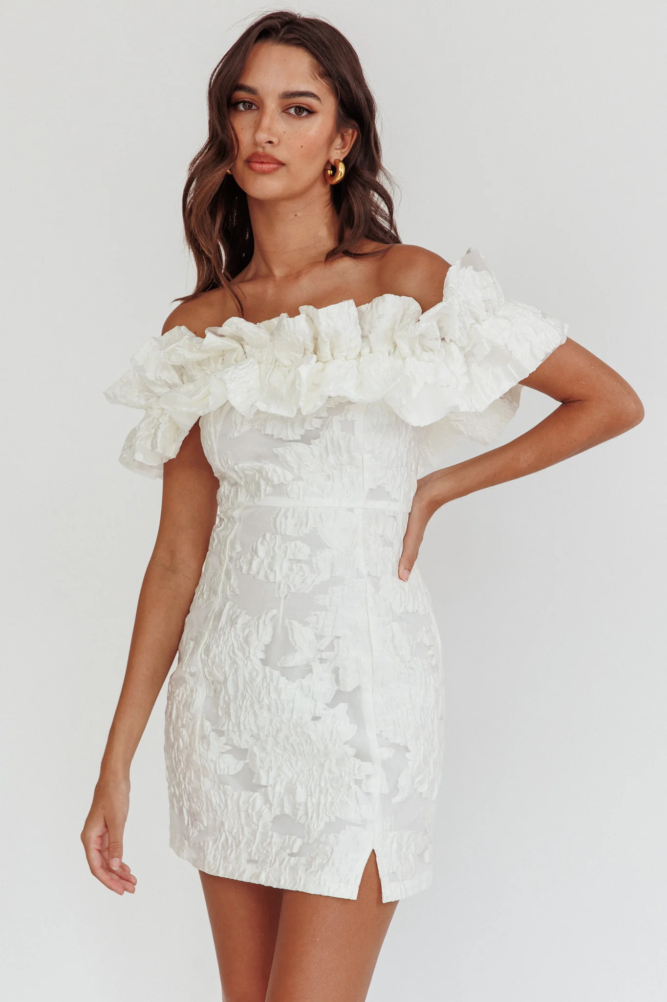 Memoire Off-Shoulder Textured Mini Dress White - Sonourner