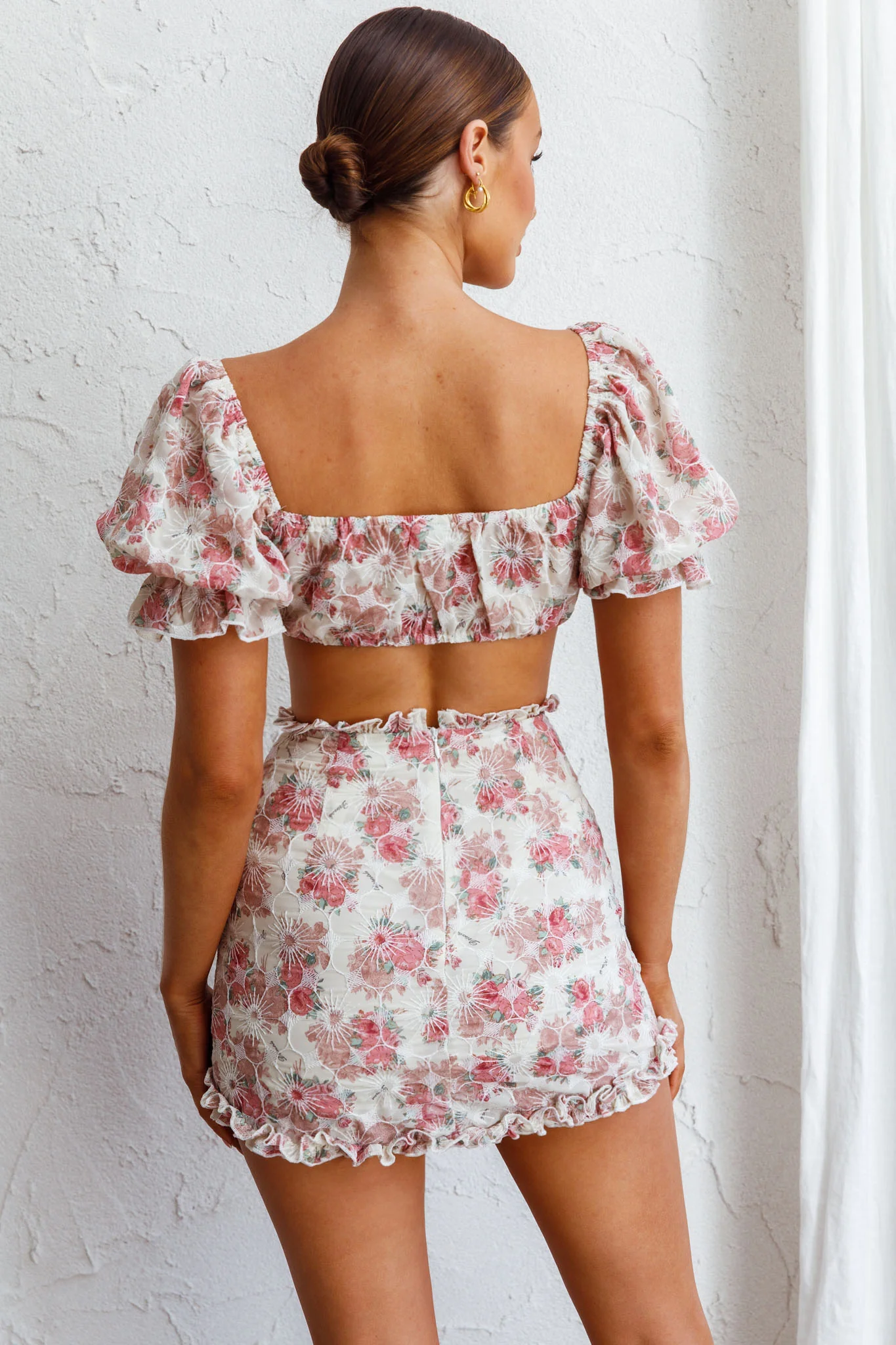 April Flowers Frill Mini Skirt Floral Red - Sonourner