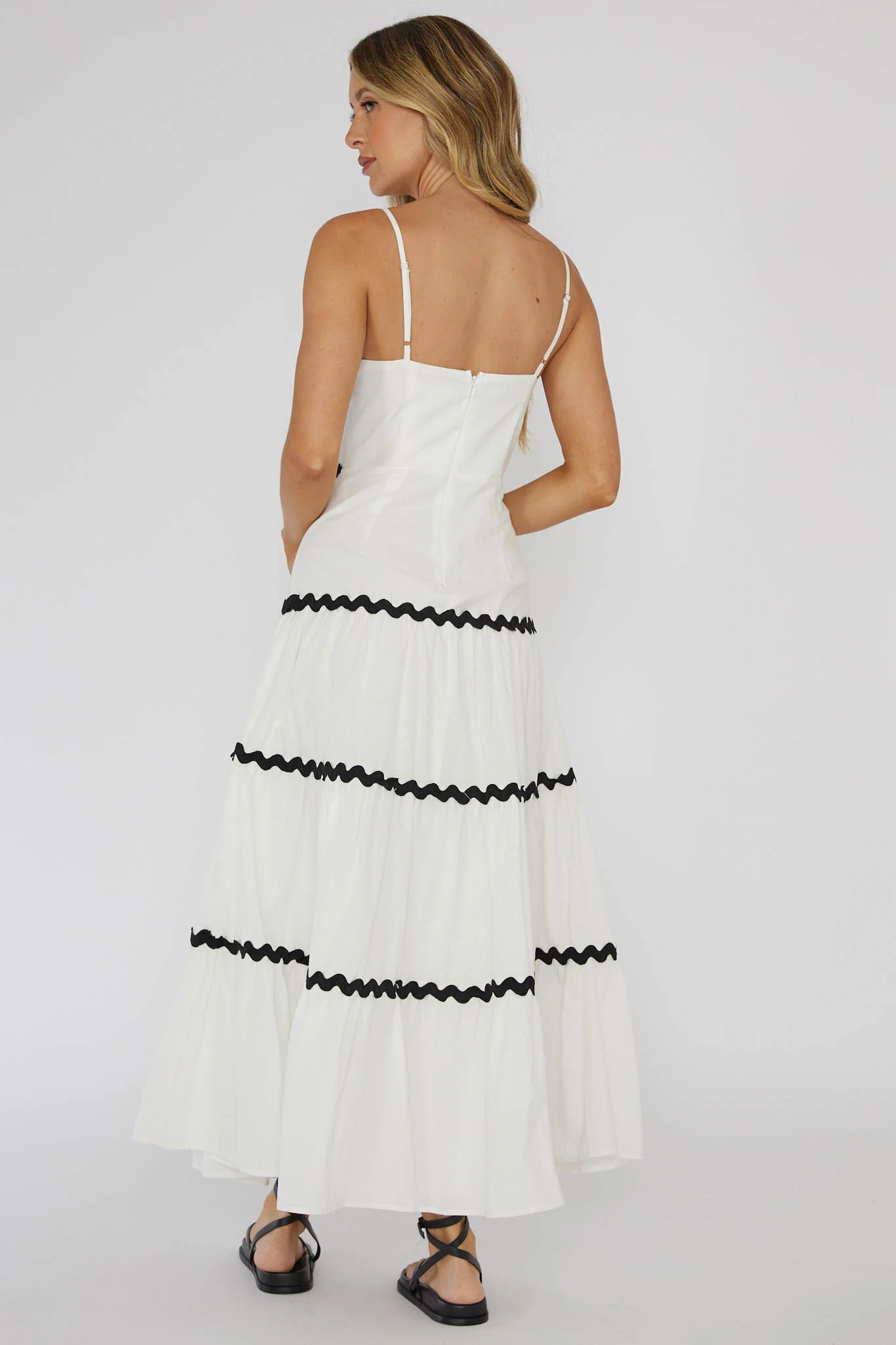 Confidante Ric Rac Trim Maxi Dress White - Sonourner