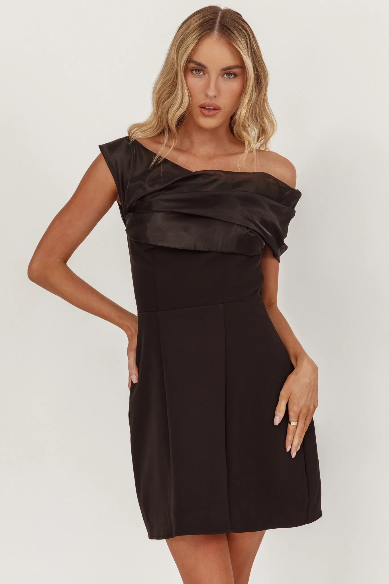Vienna Nights Off-Shoulder A-Line Mini Dress Black - Sonourner