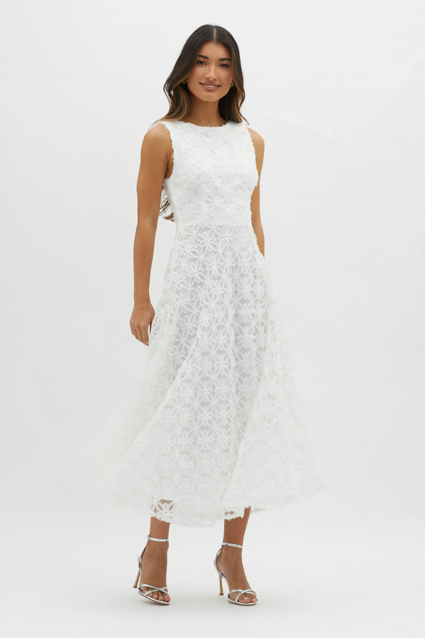 Dianne Sleeveless Embellished Midi Dress White - Sonourner